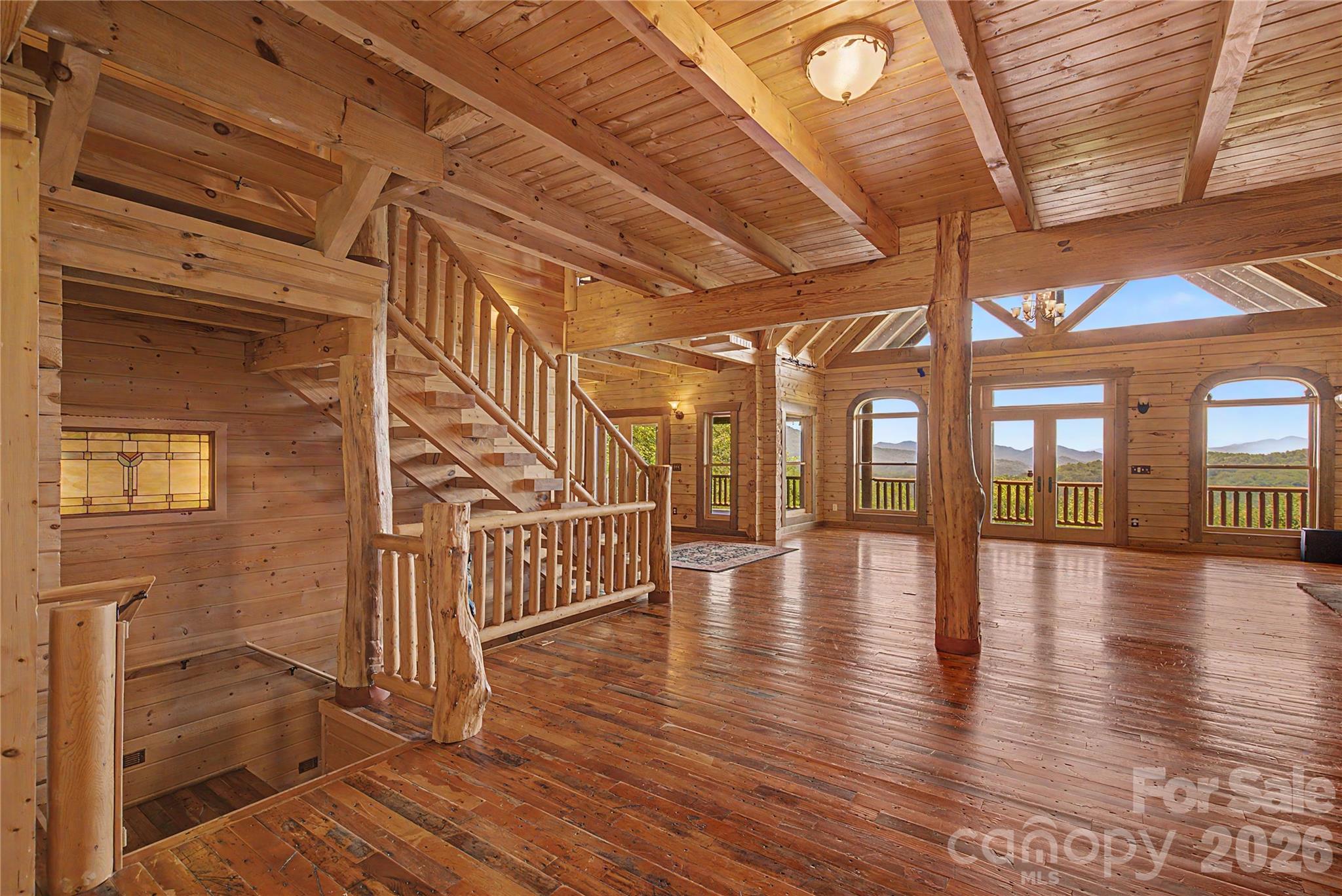 925 Appalachian Way Property Photo 9