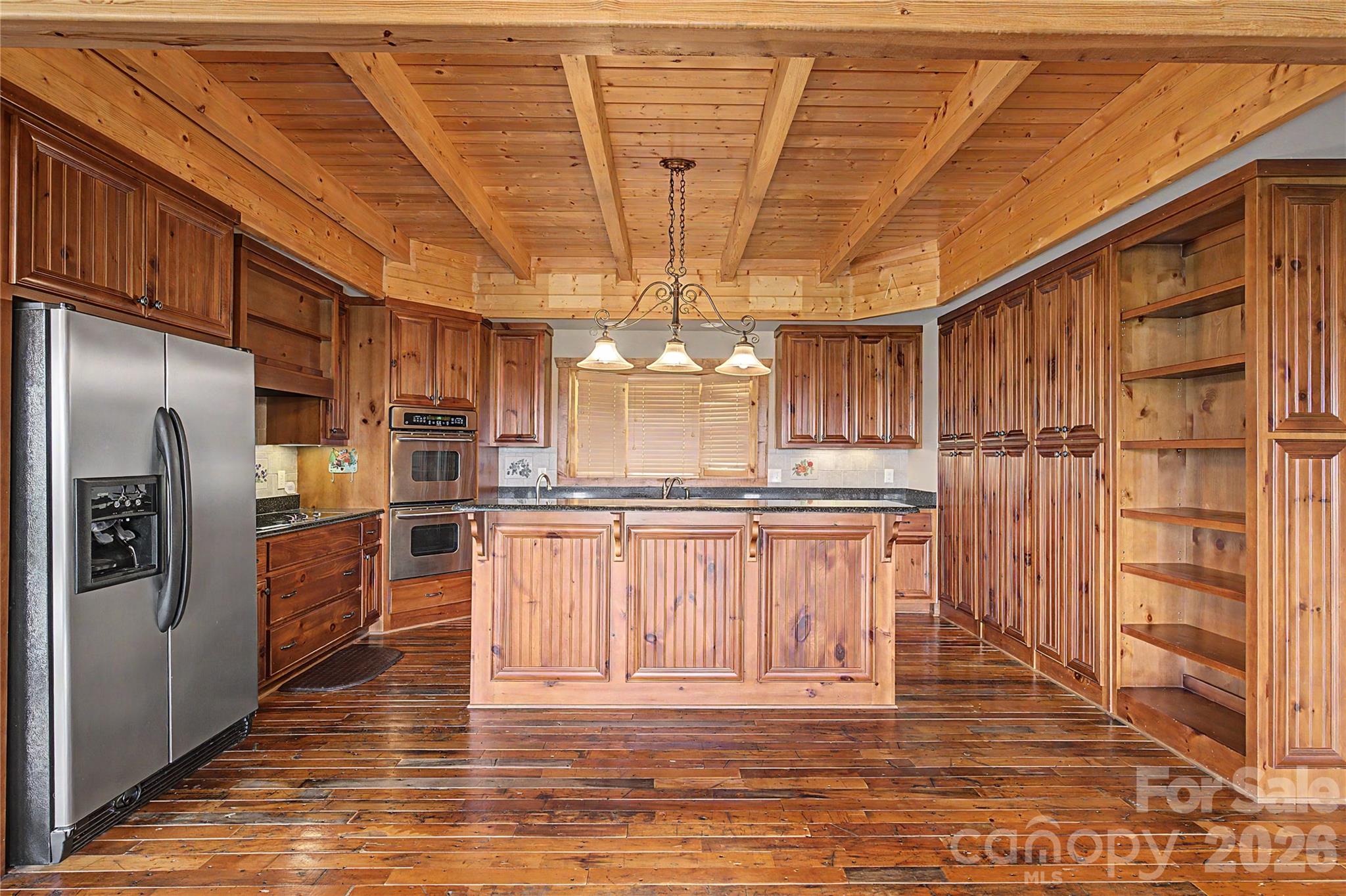 925 Appalachian Way Property Photo 16
