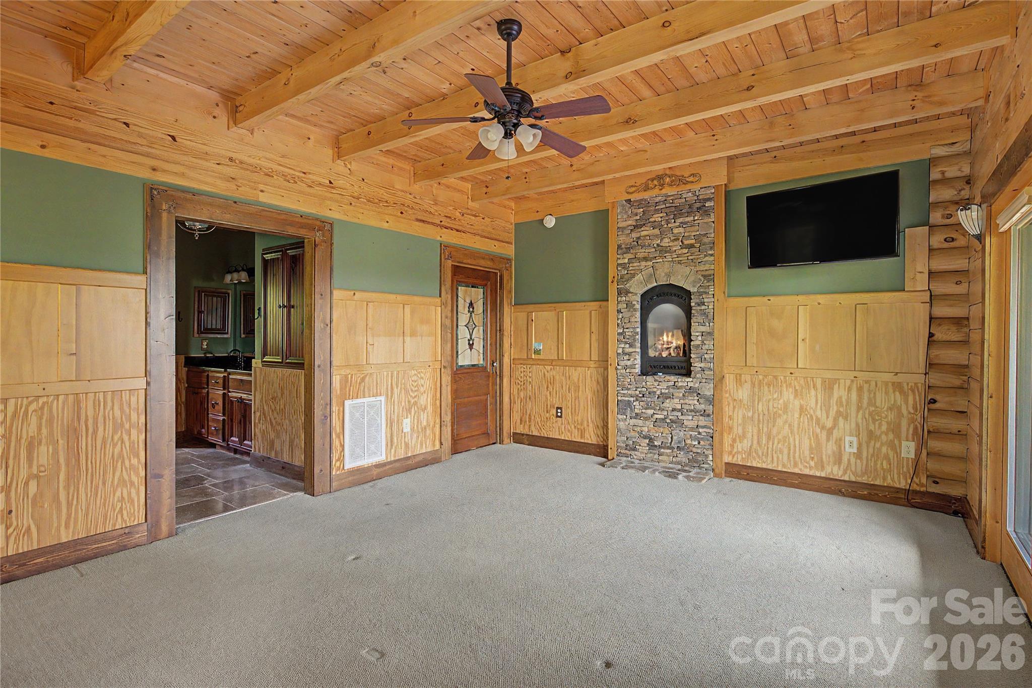 925 Appalachian Way Property Photo 19