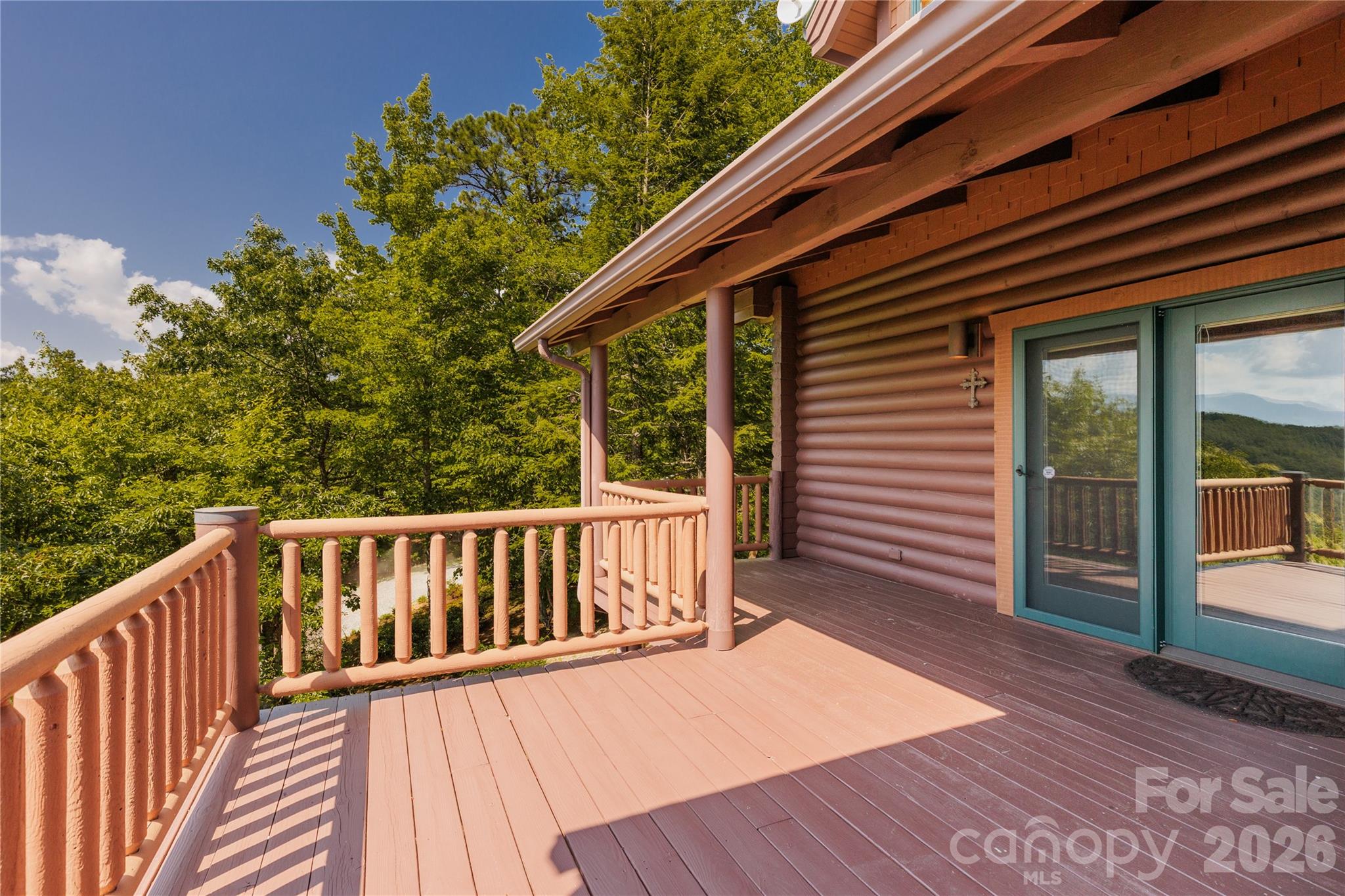 925 Appalachian Way Property Photo 30