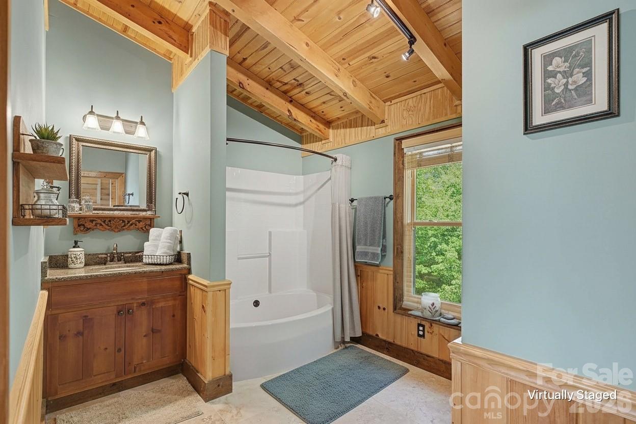 925 Appalachian Way Property Photo 30