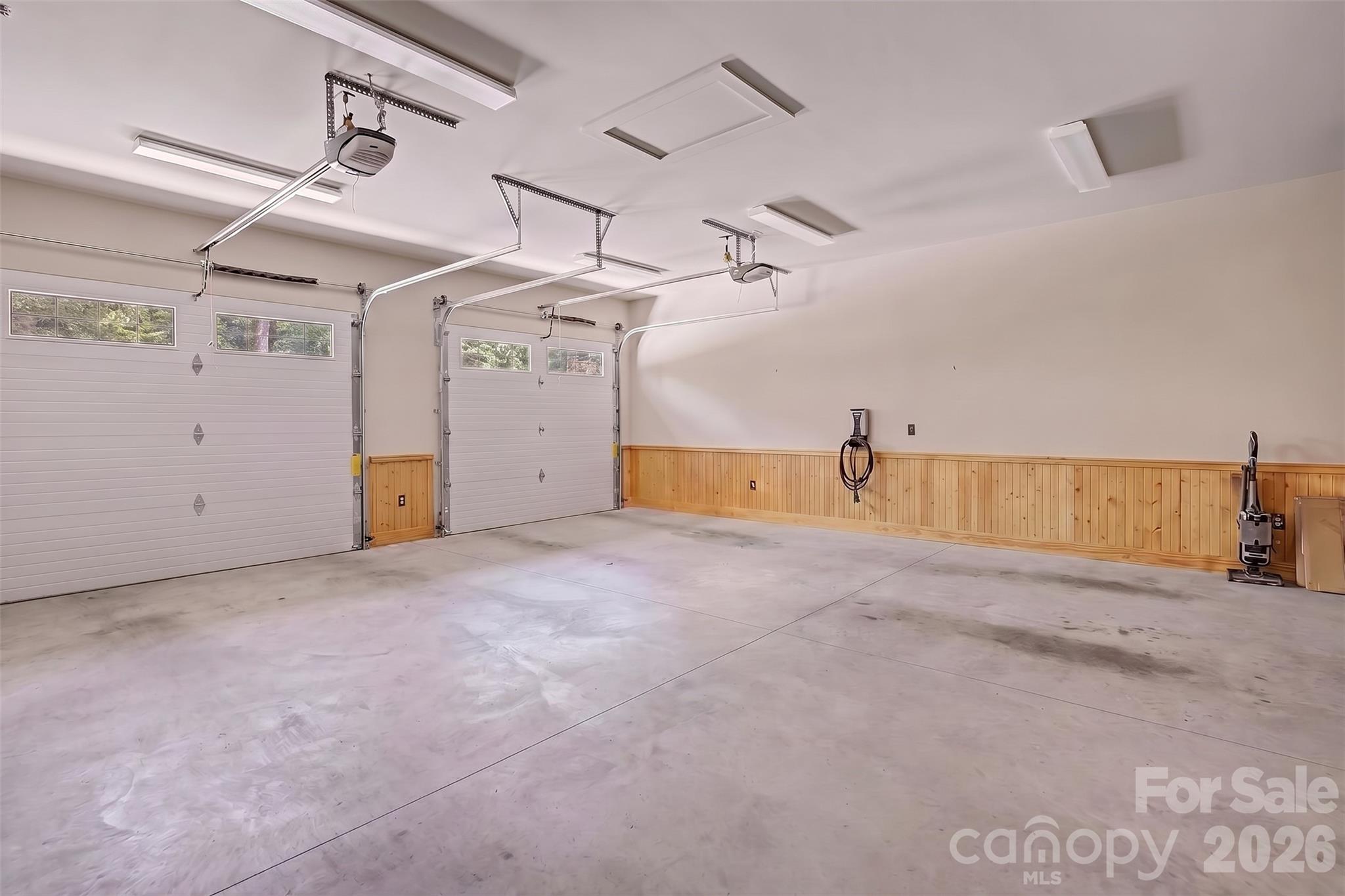 925 Appalachian Way Property Photo 39