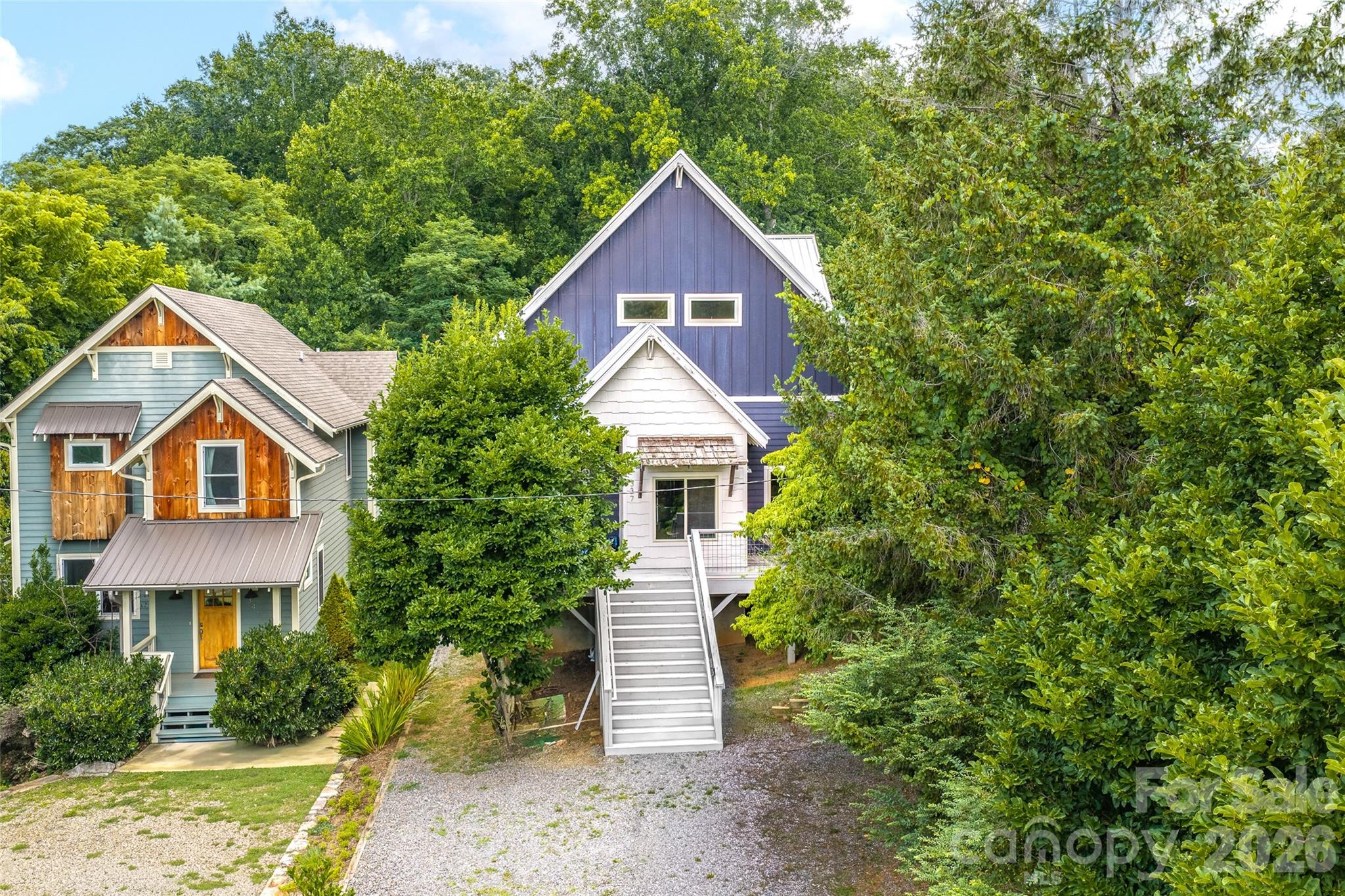 337 Sand Hill Road Property Photo 1