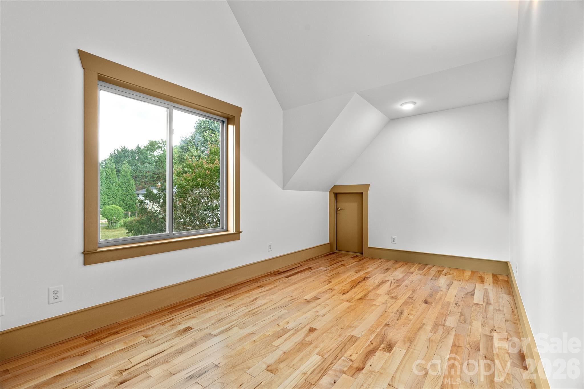 337 Sand Hill Road Property Photo 28
