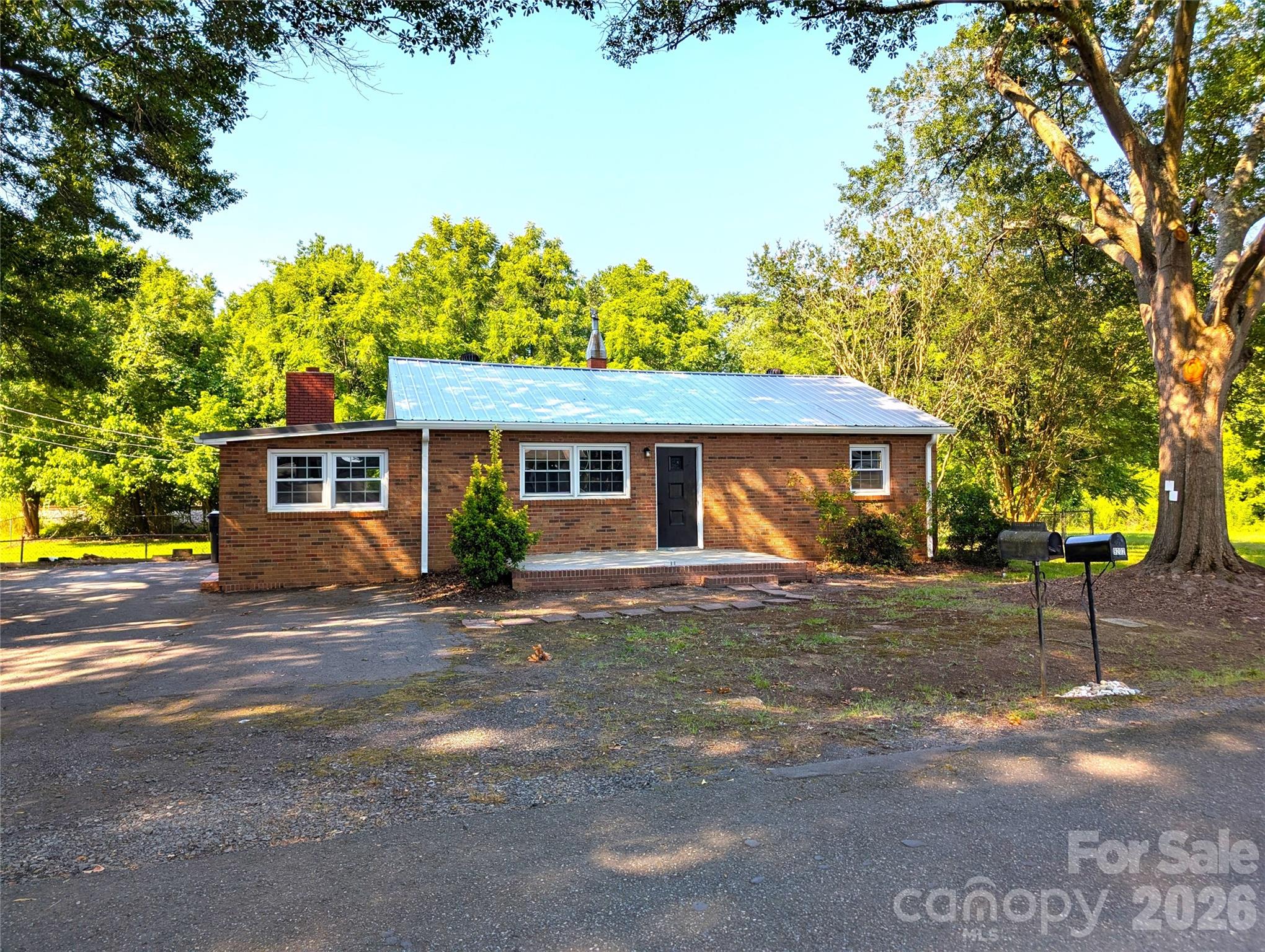 9207 Elgin Drive Property Photo 1