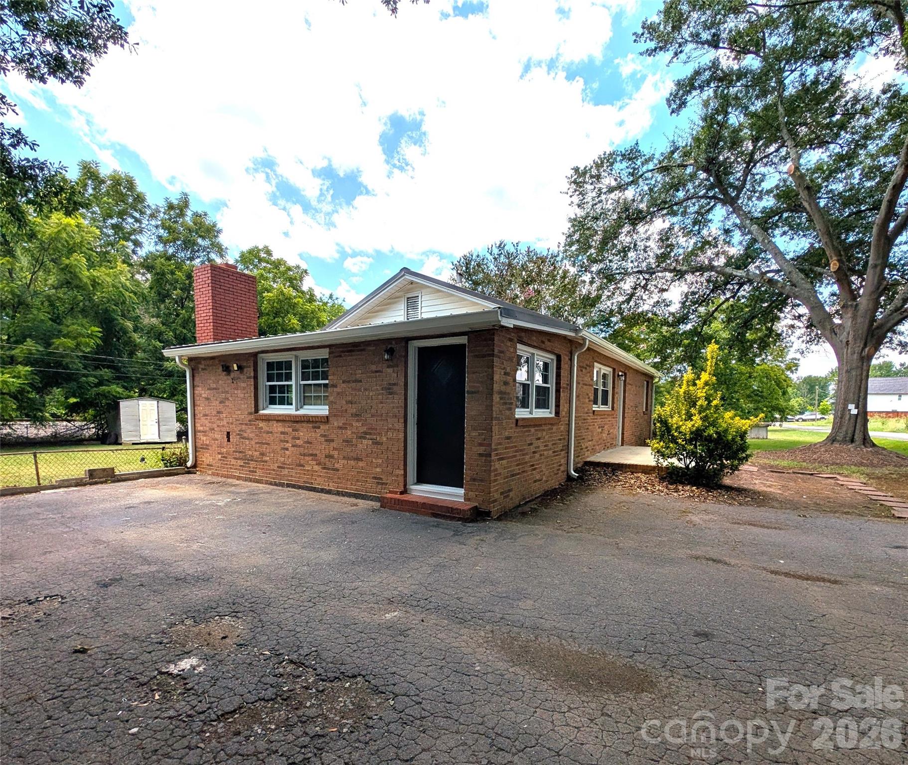 9207 Elgin Drive Property Photo 2