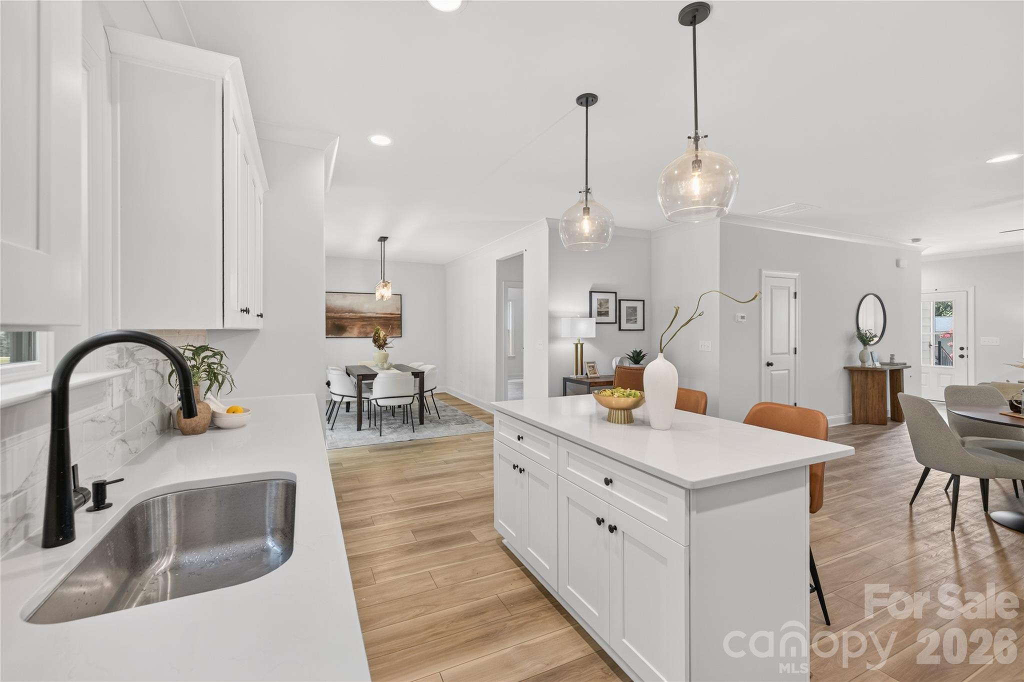 6087 Cambridge Drive Property Photo 11