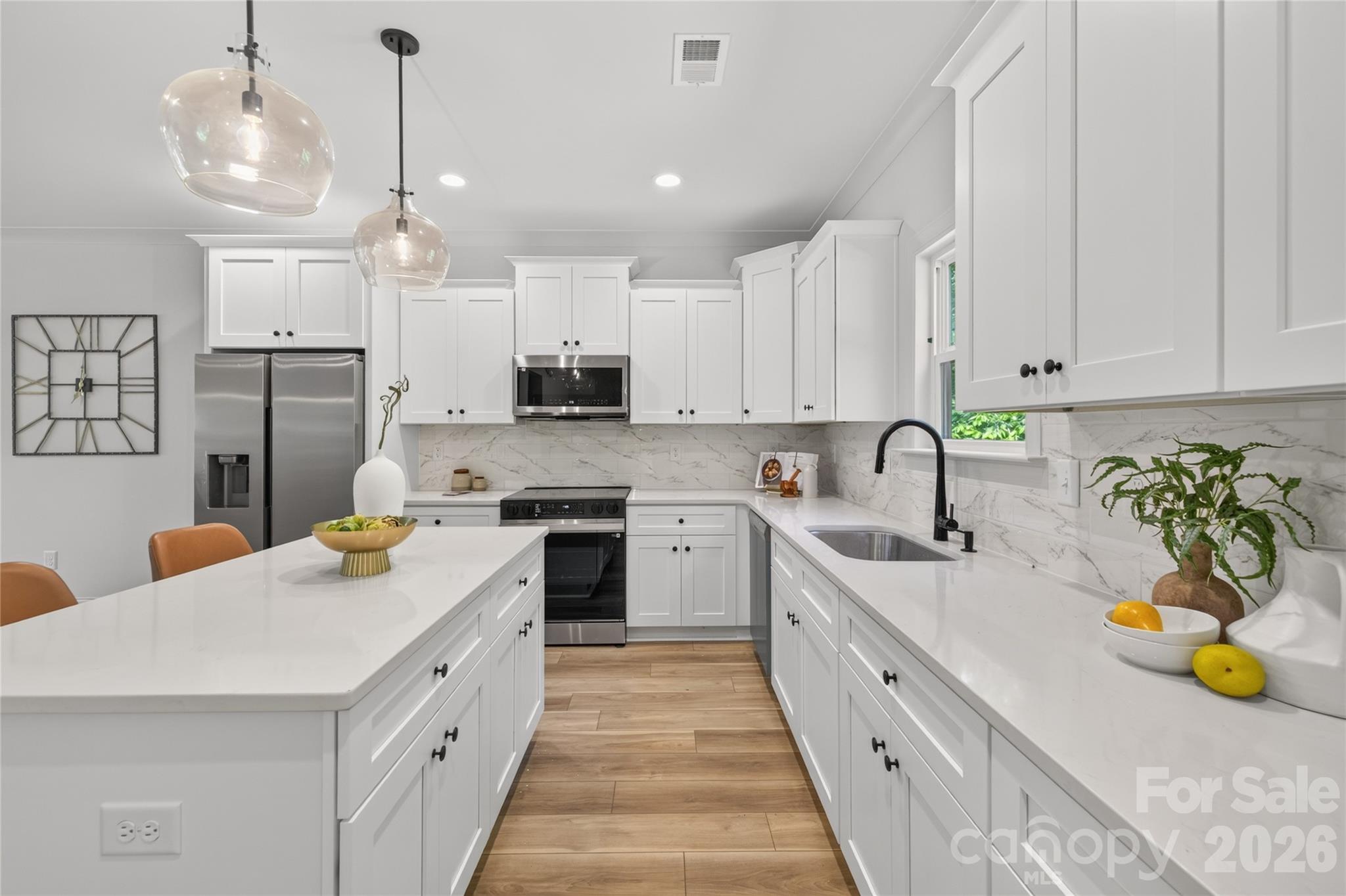 6087 Cambridge Drive Property Photo 12