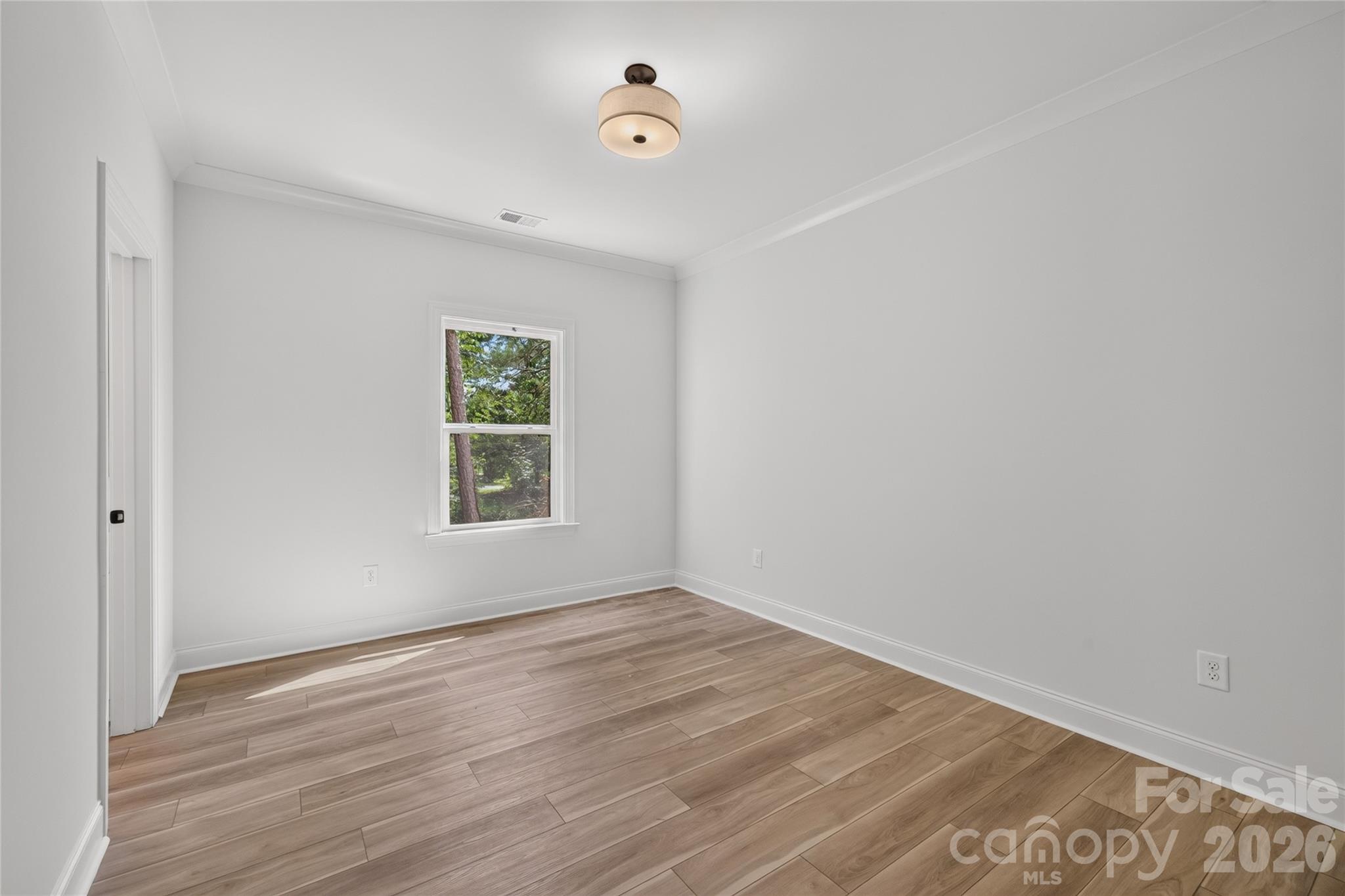 6087 Cambridge Drive Property Photo 15