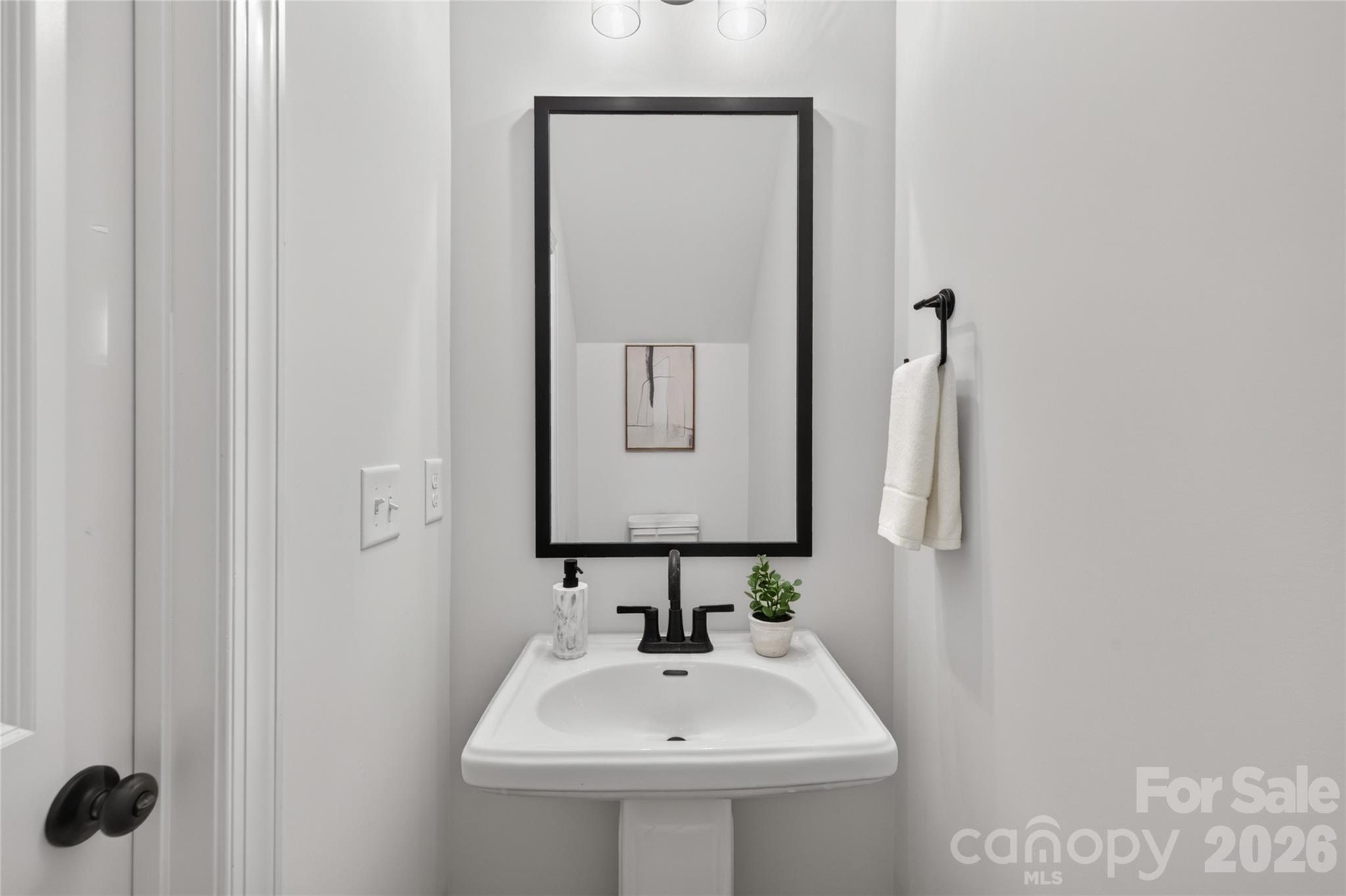 6087 Cambridge Drive Property Photo 18