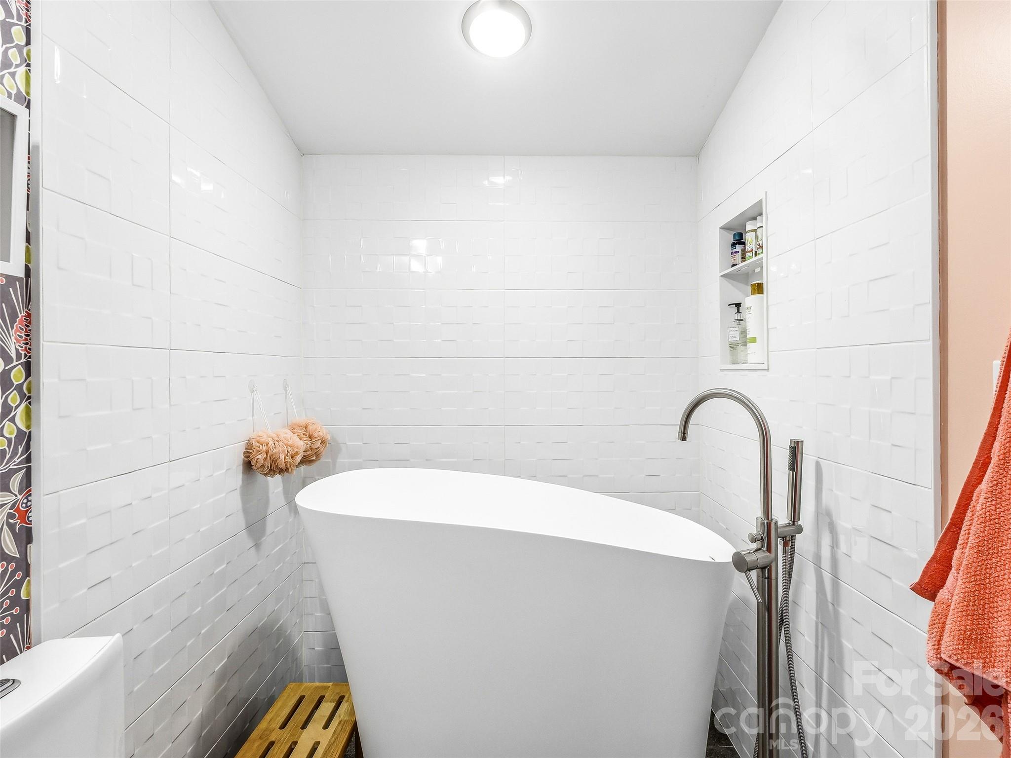 101 Glen Trillium Drive Property Photo 32