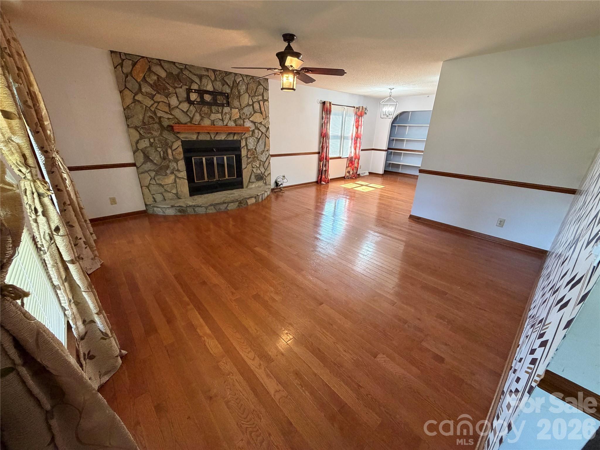 123 Valley Oaks Drive 22 Property Photo 4