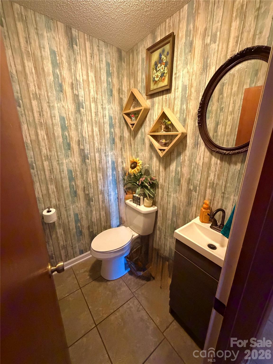 123 Valley Oaks Drive 22 Property Photo 17