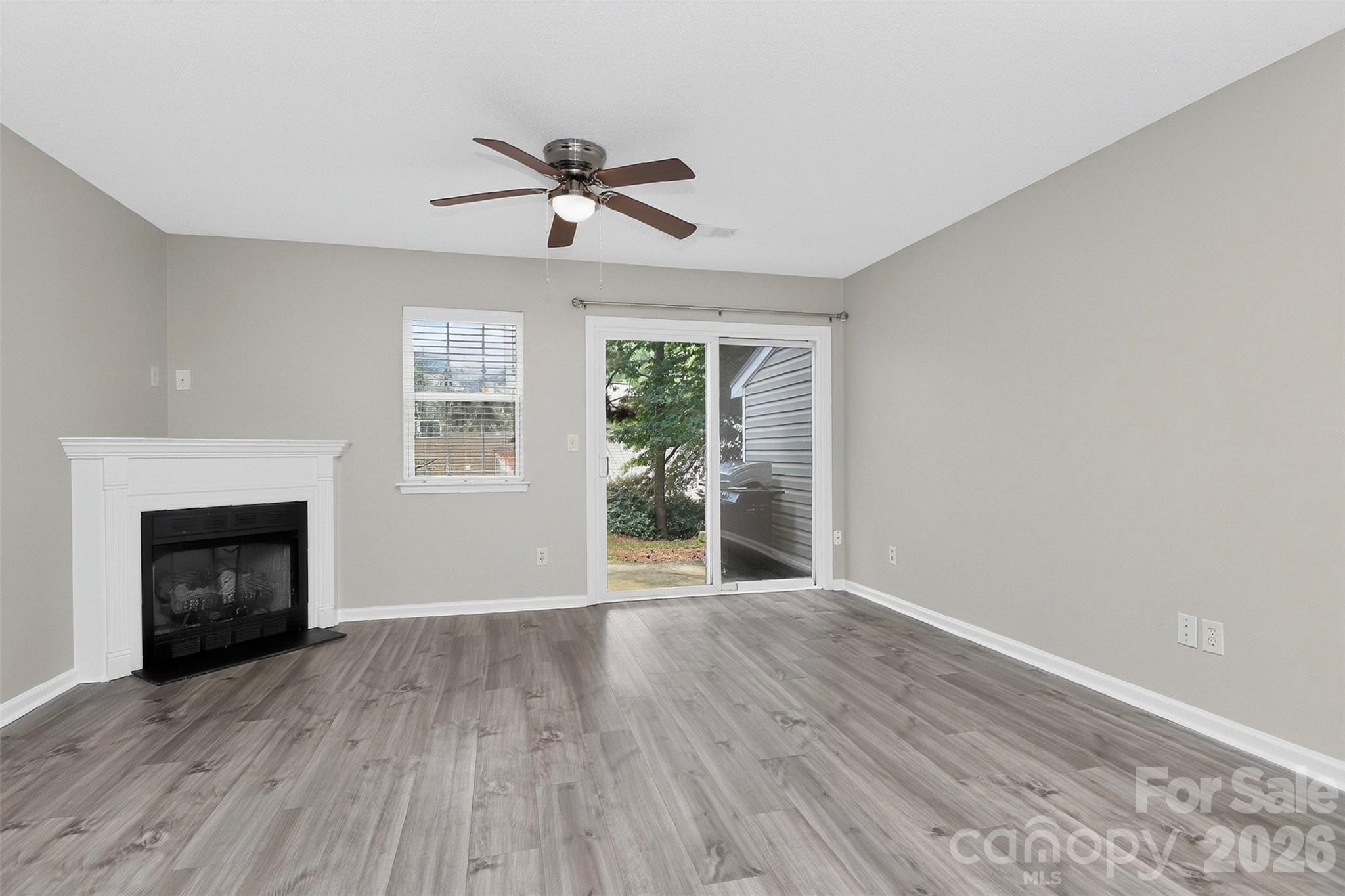 10866 Holly Ridge Boulevard Property Photo 19