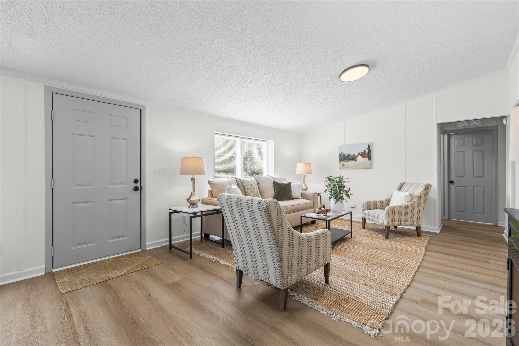 625 Lakeview Road Property Photo 10
