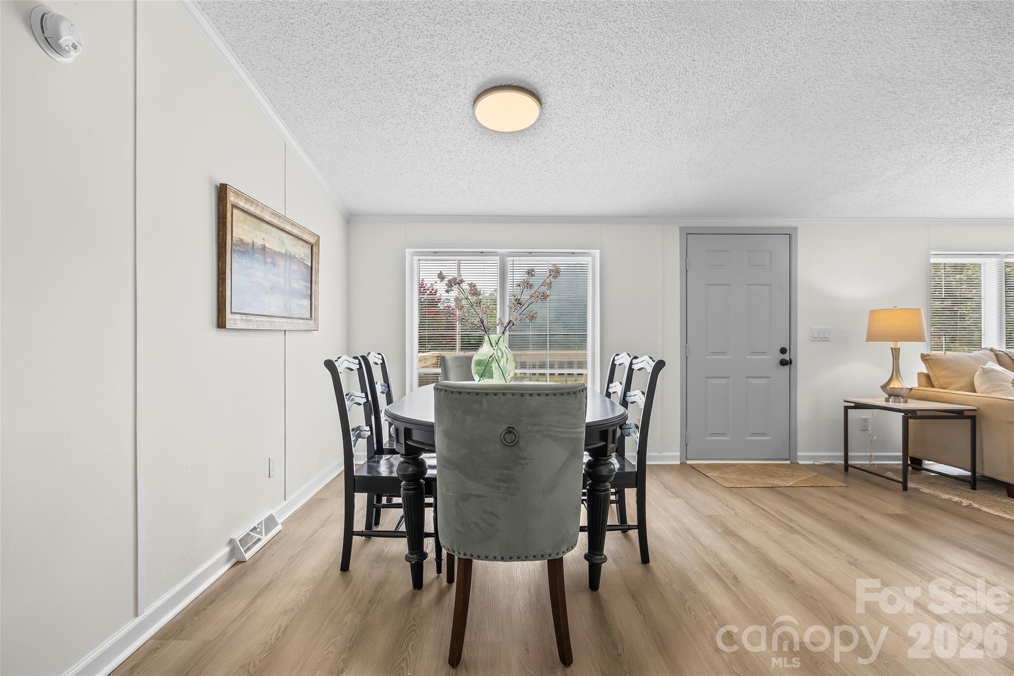 625 Lakeview Road Property Photo 14