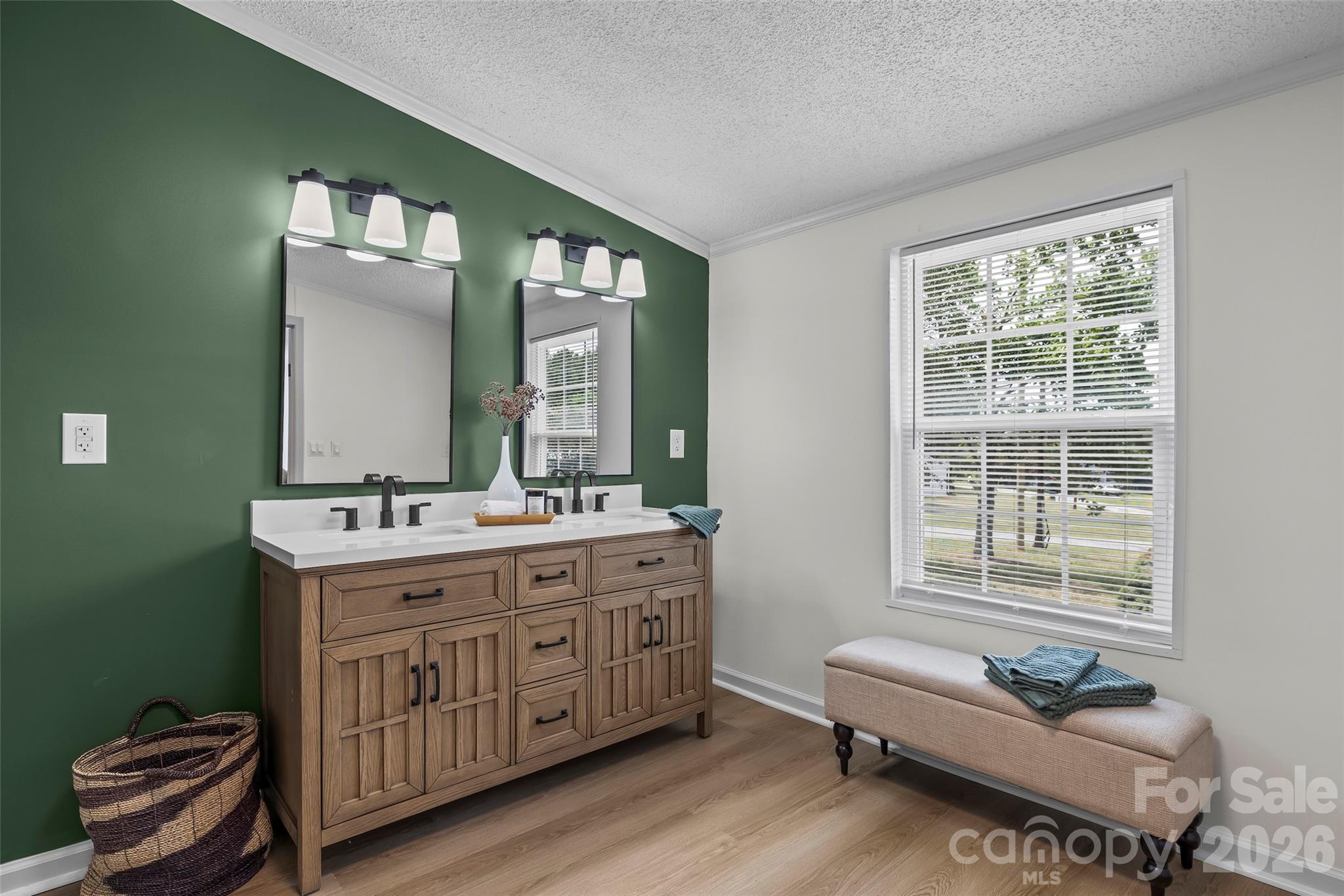 625 Lakeview Road Property Photo 19