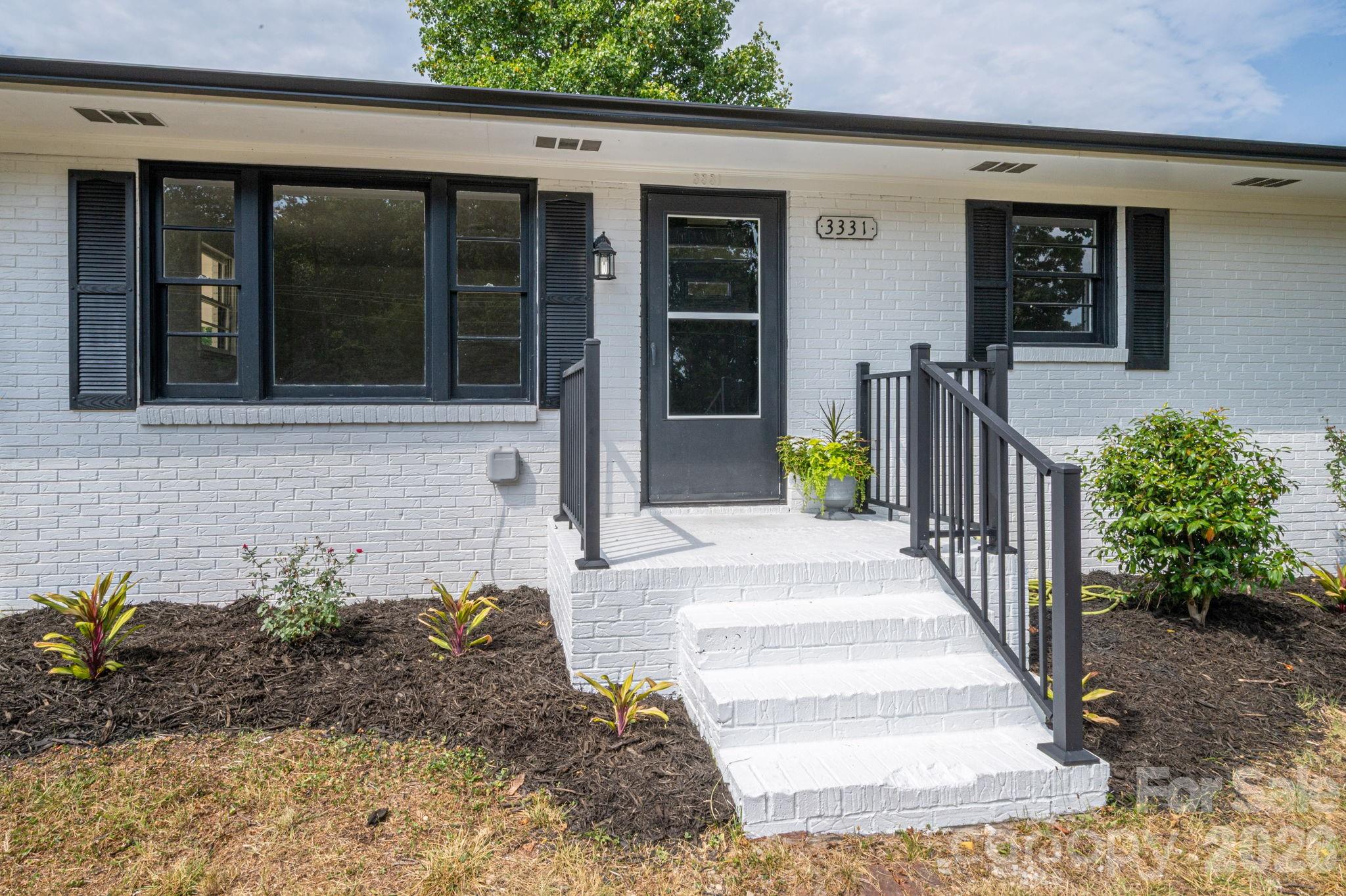 3331 Hog Hill Road Property Photo 3