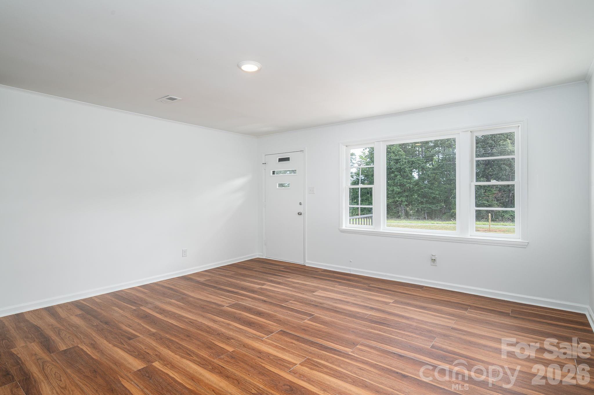 3331 Hog Hill Road Property Photo 6