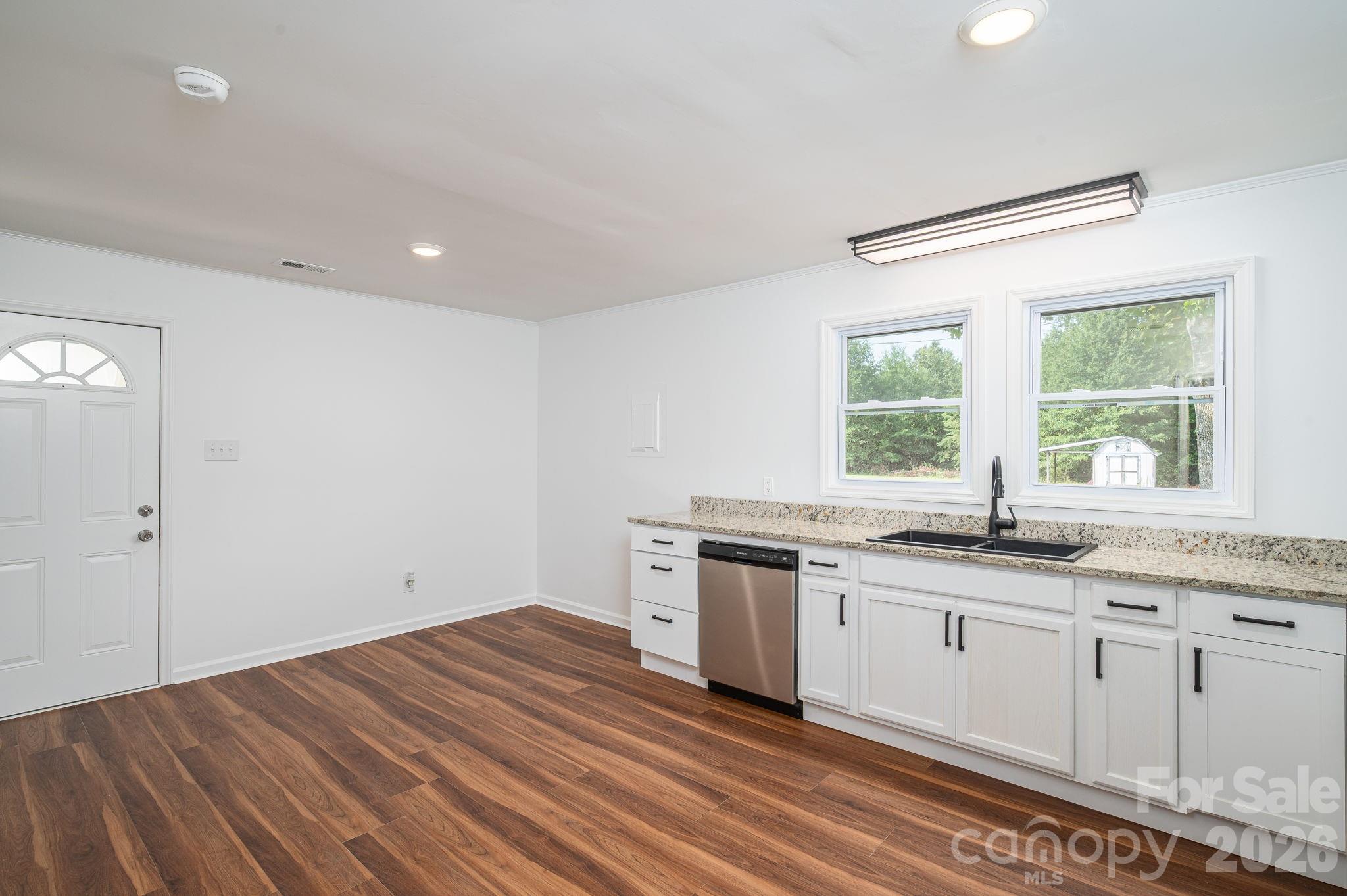 3331 Hog Hill Road Property Photo 8