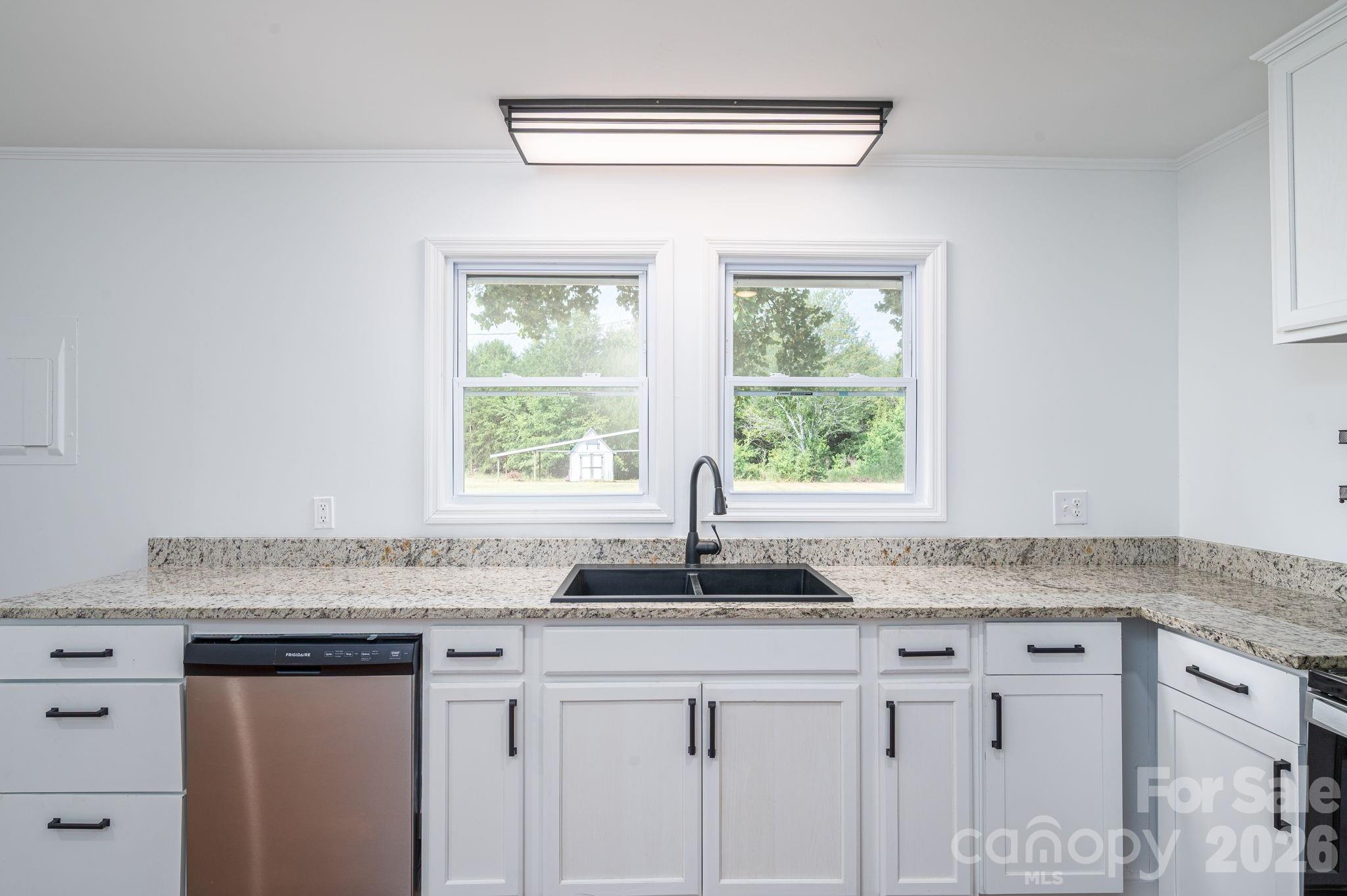 3331 Hog Hill Road Property Photo 9