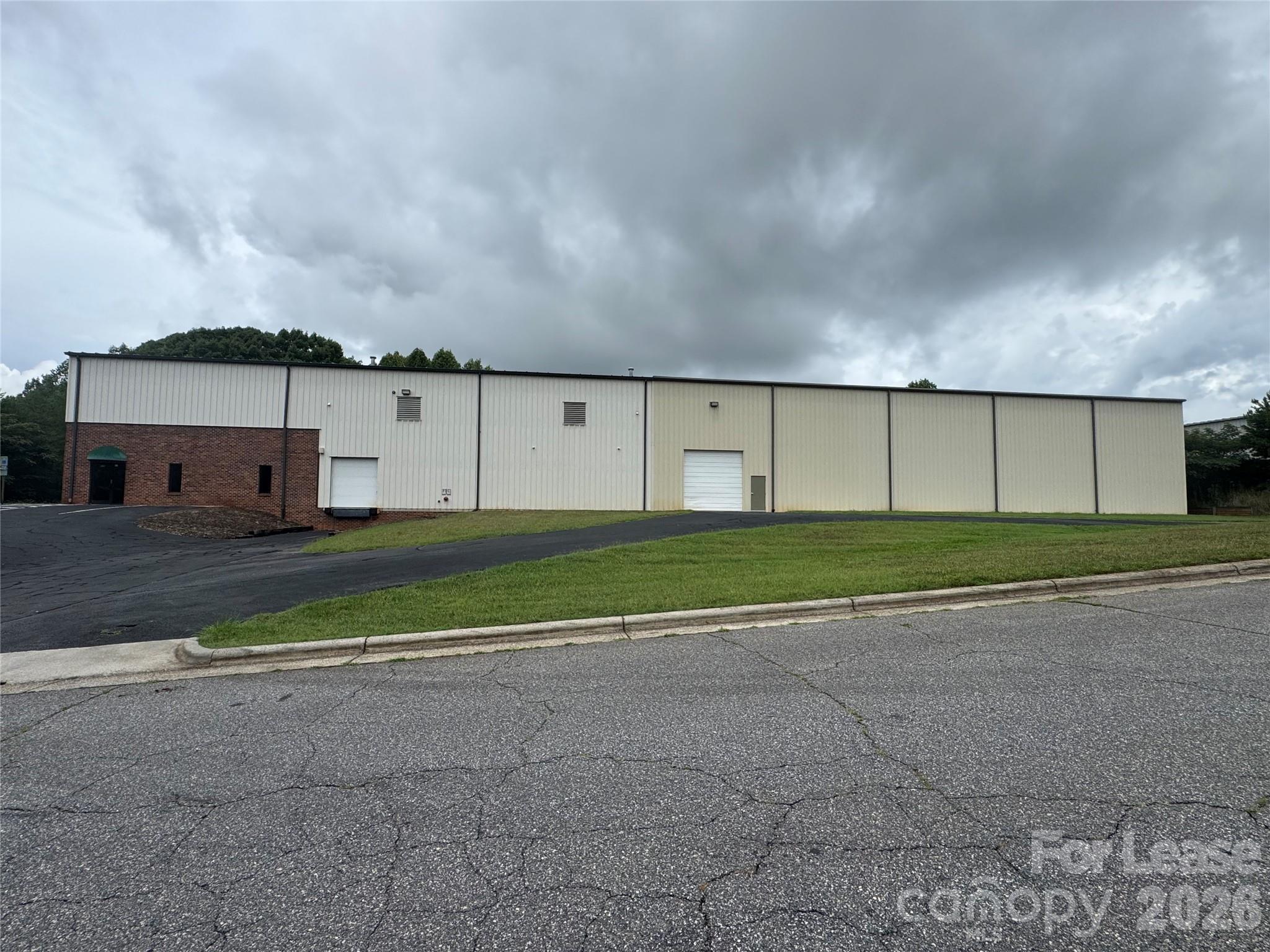 645 11th Avenue Boulevard Property Photo 1