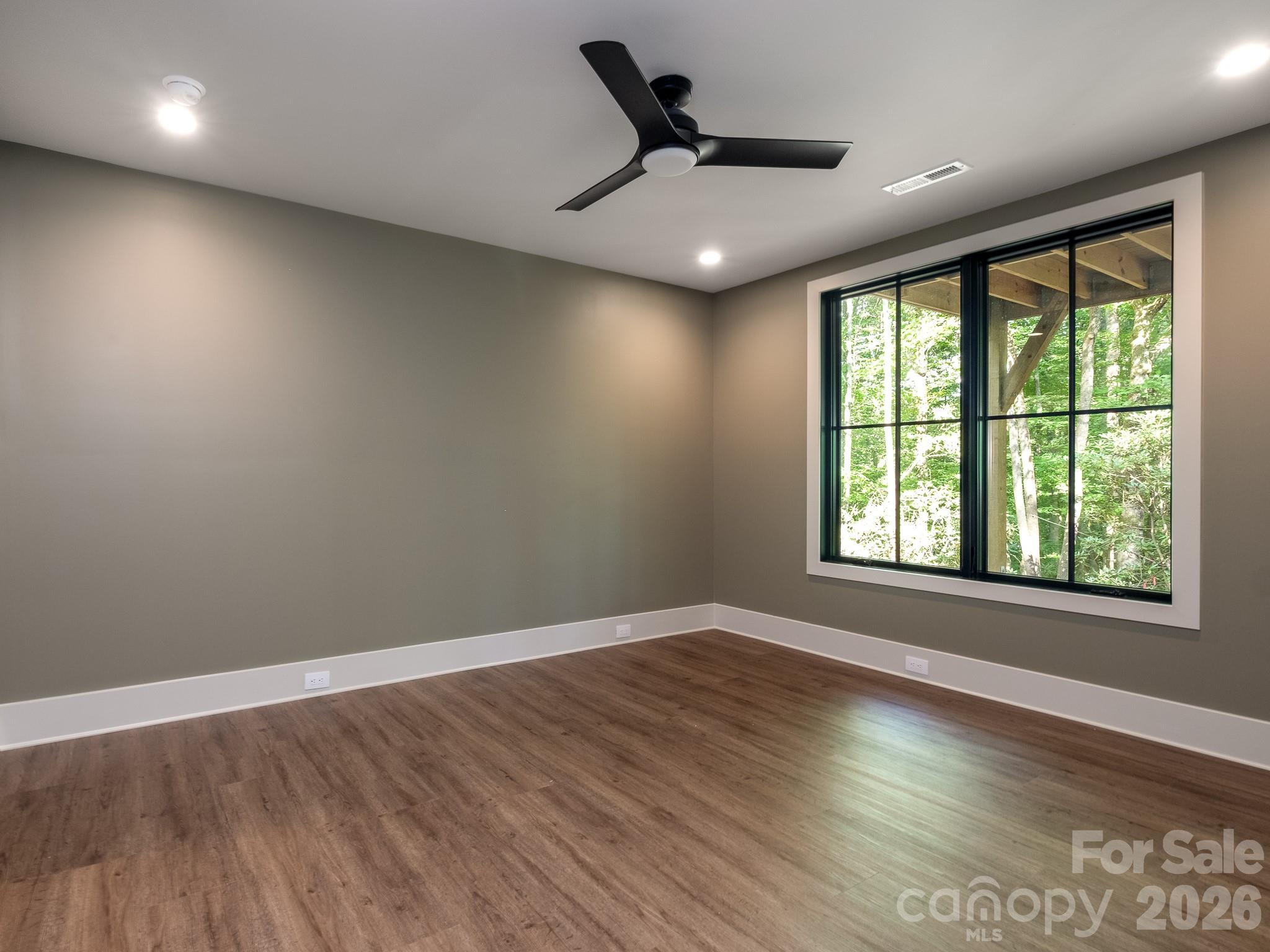 465 Mountain Brook Trail Property Photo 30