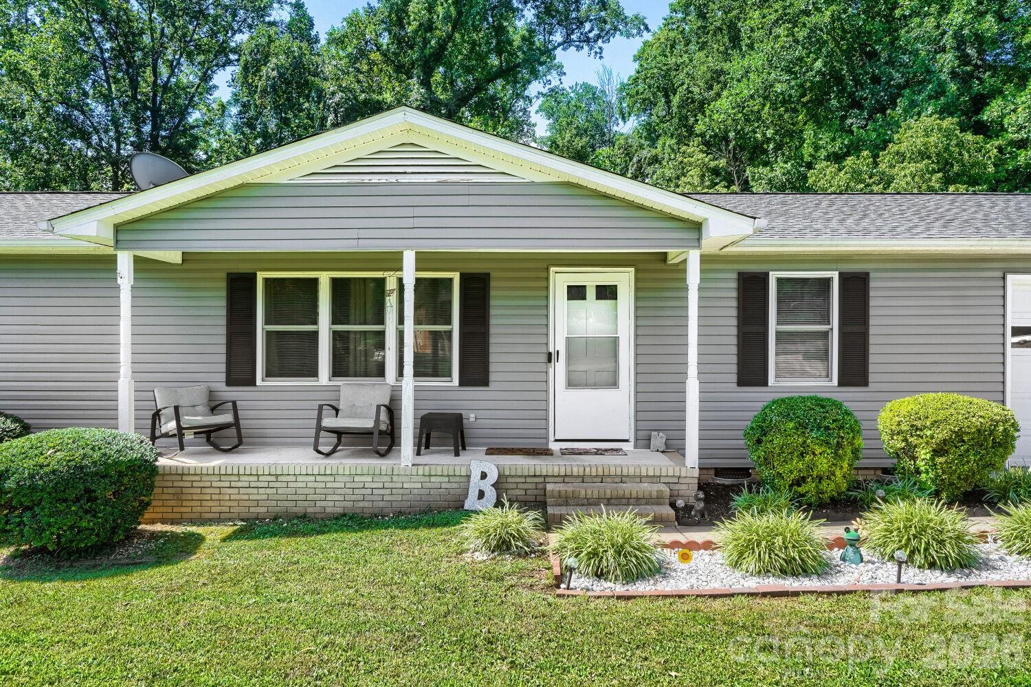 2601 Lynn Drive Property Photo 1