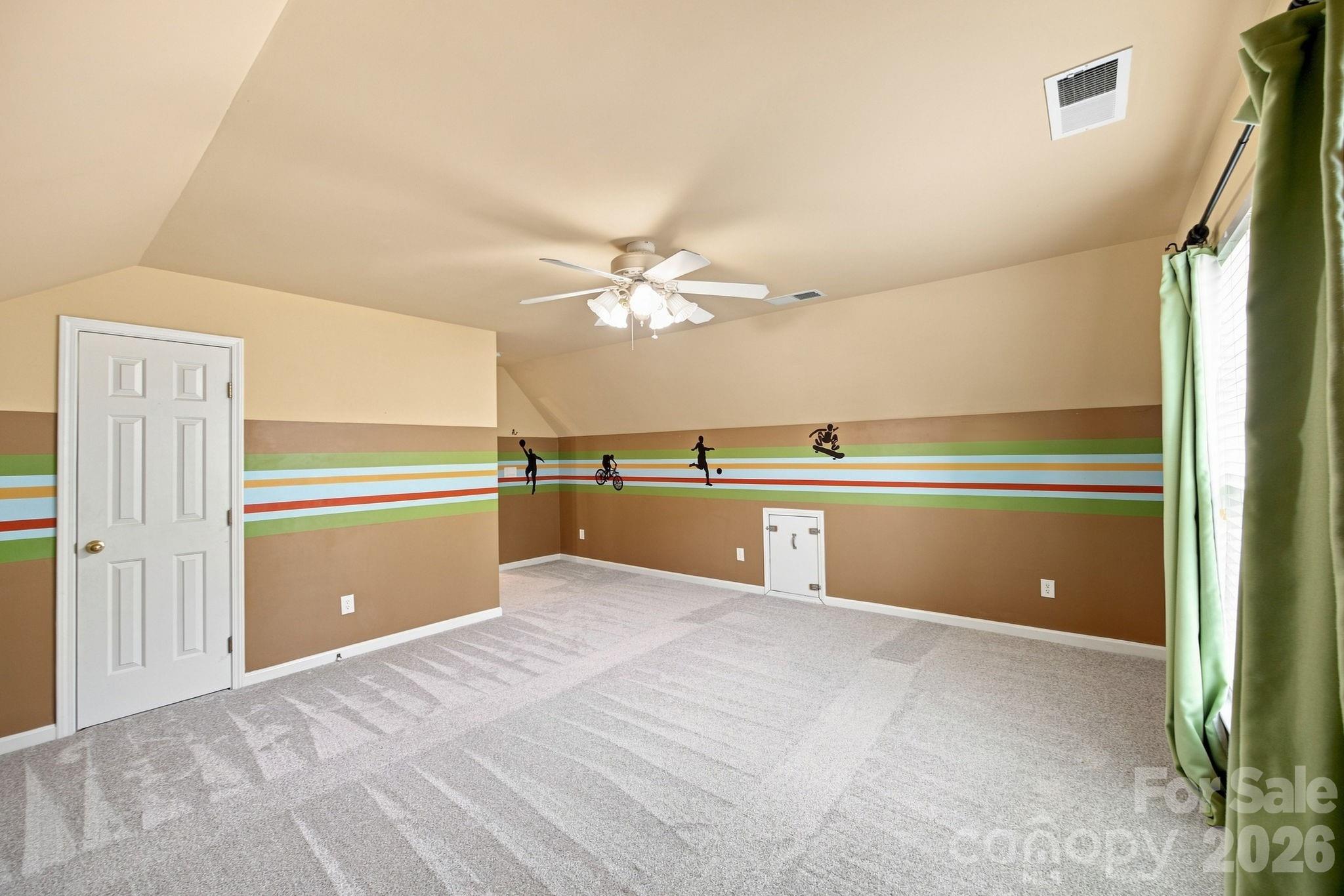 2426 Smith Cove Road Property Photo 30