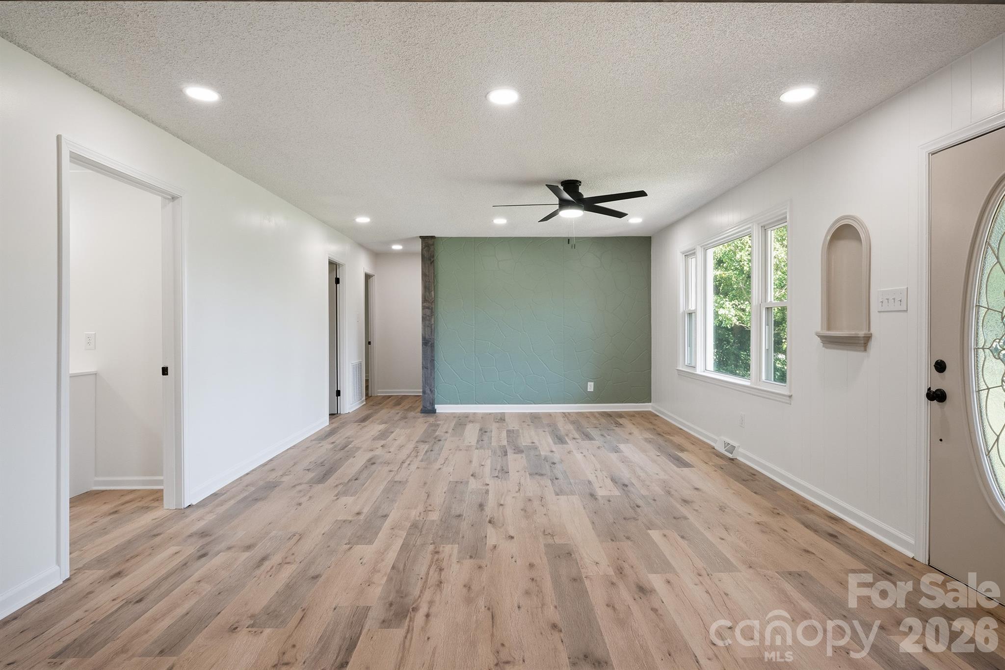 112 Summers Farm Road Property Photo 6