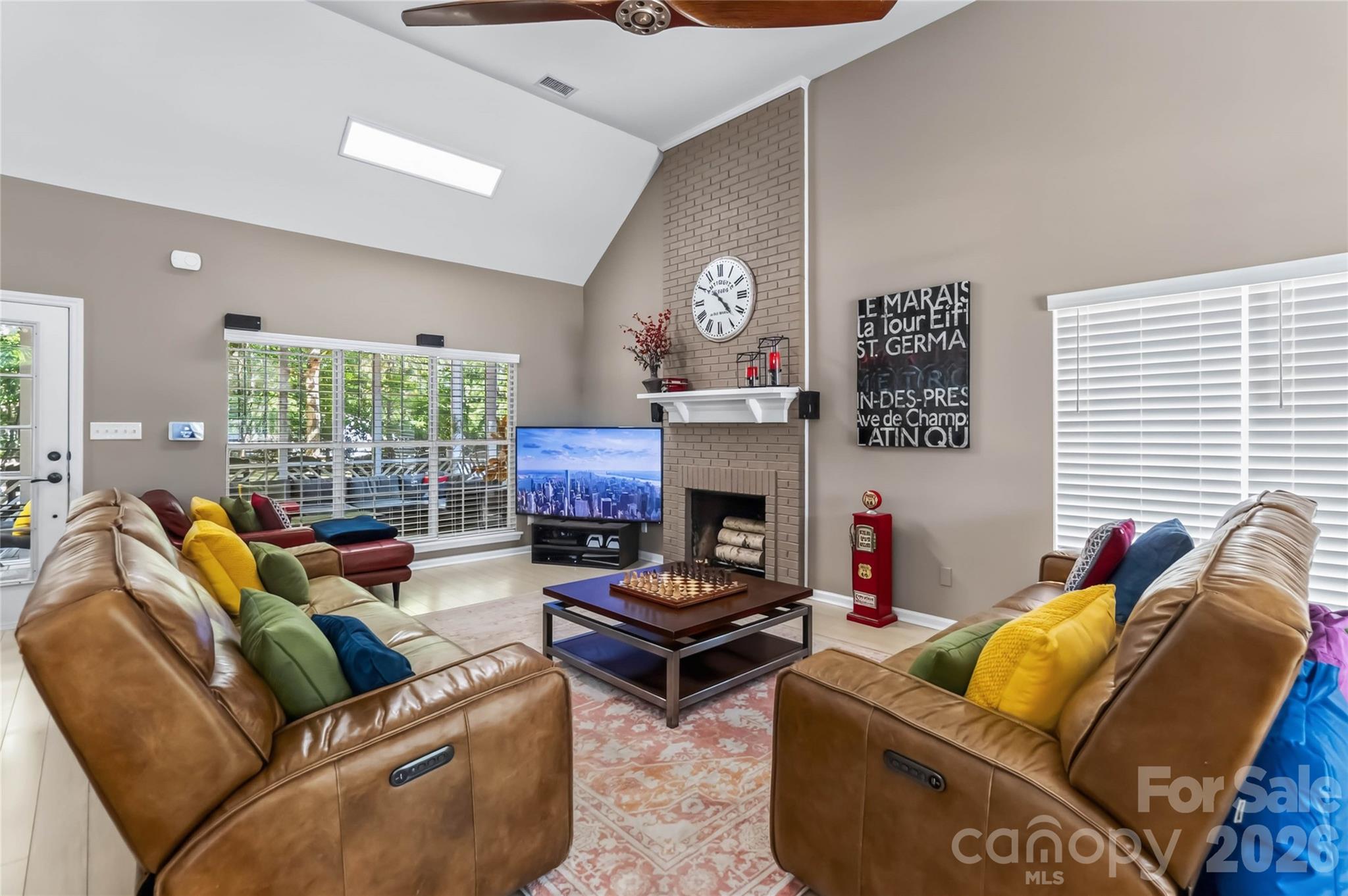 9122 Fairbridge Road Property Photo 9