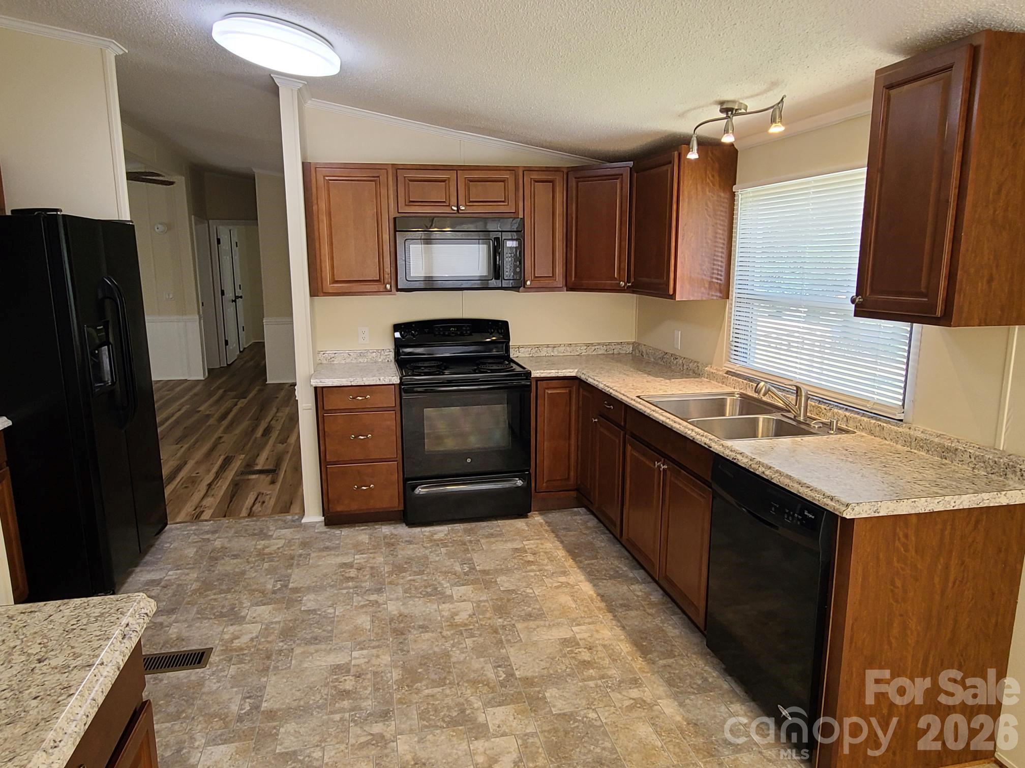 3111 Redbud Place 61 Property Photo 7