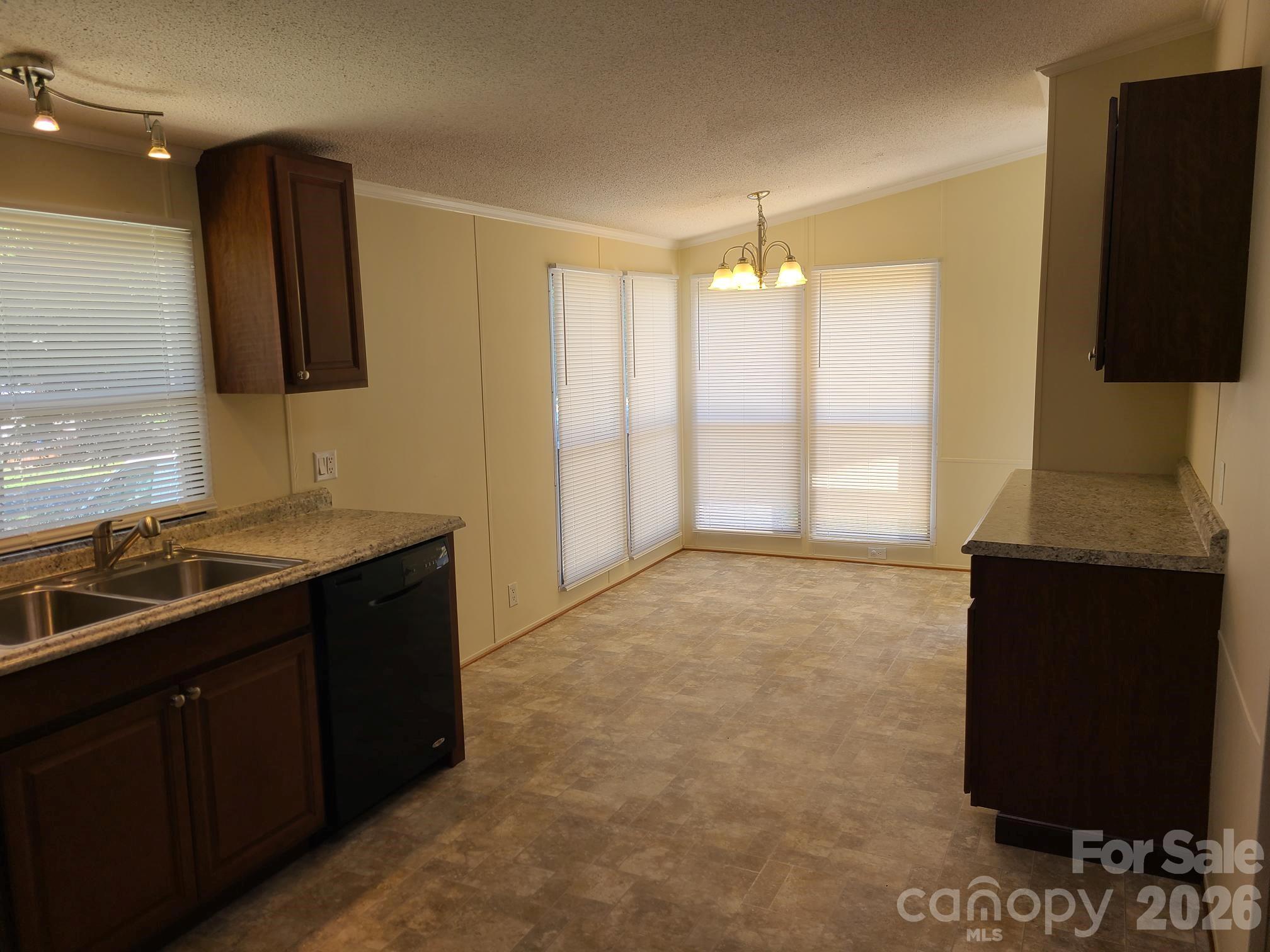 3111 Redbud Place 61 Property Photo 10