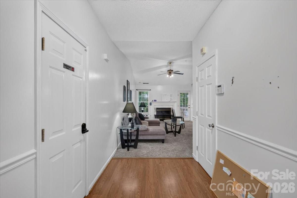 9207 Amy Drive Property Photo 2