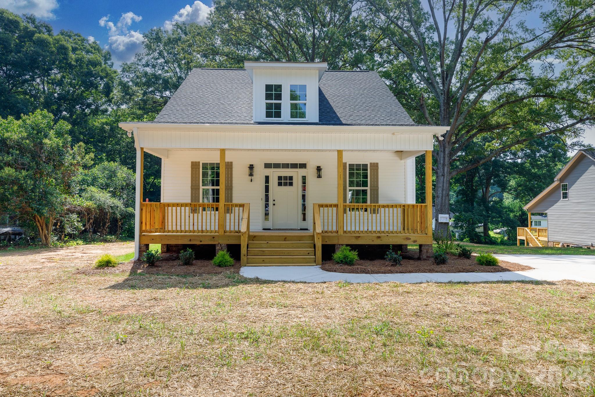 579 Trexler Lane Property Photo 1