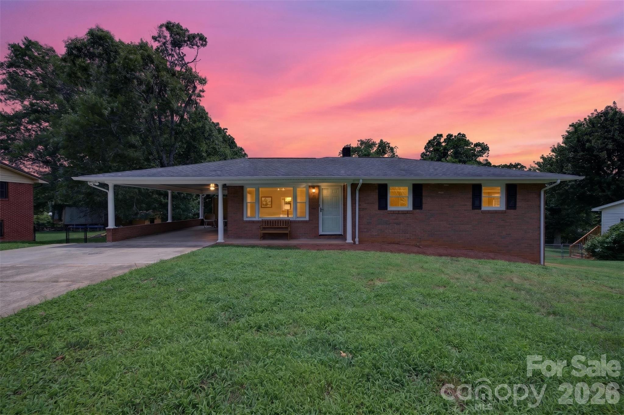 2671 Terrace Drive Property Photo 1