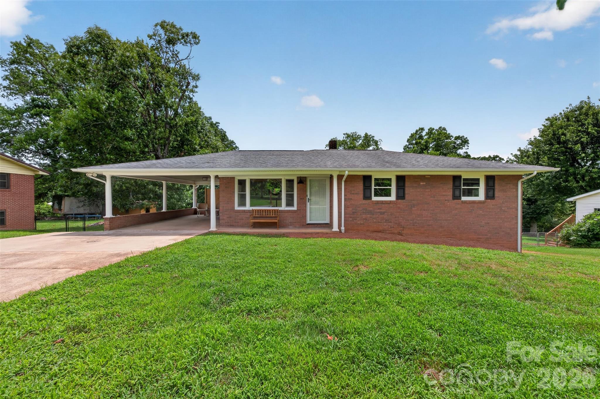 2671 Terrace Drive Property Photo 2