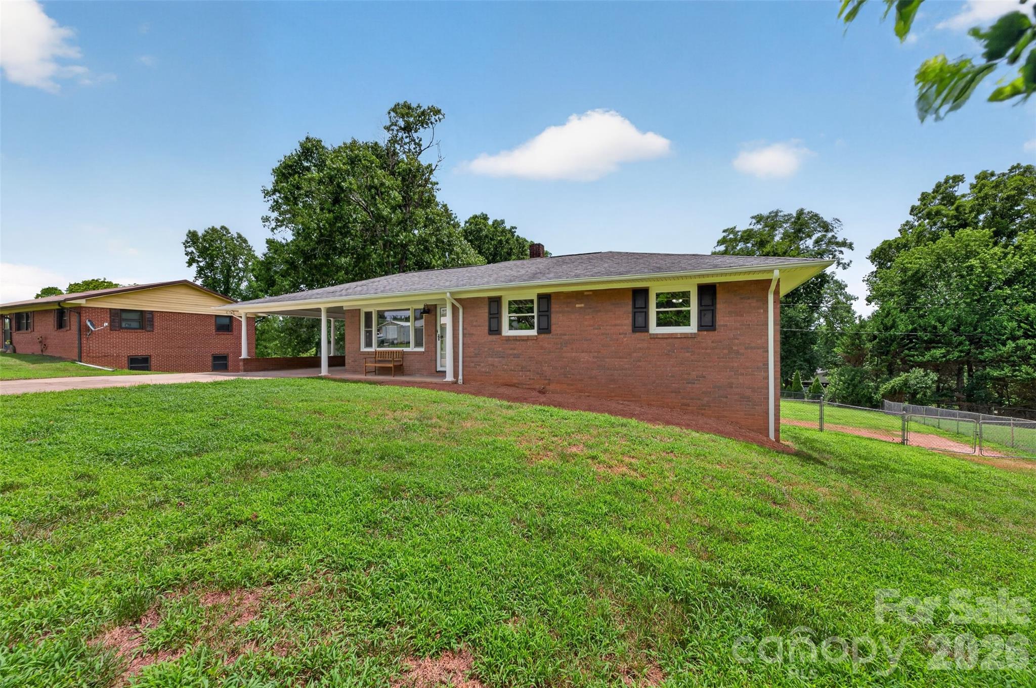 2671 Terrace Drive Property Photo 4