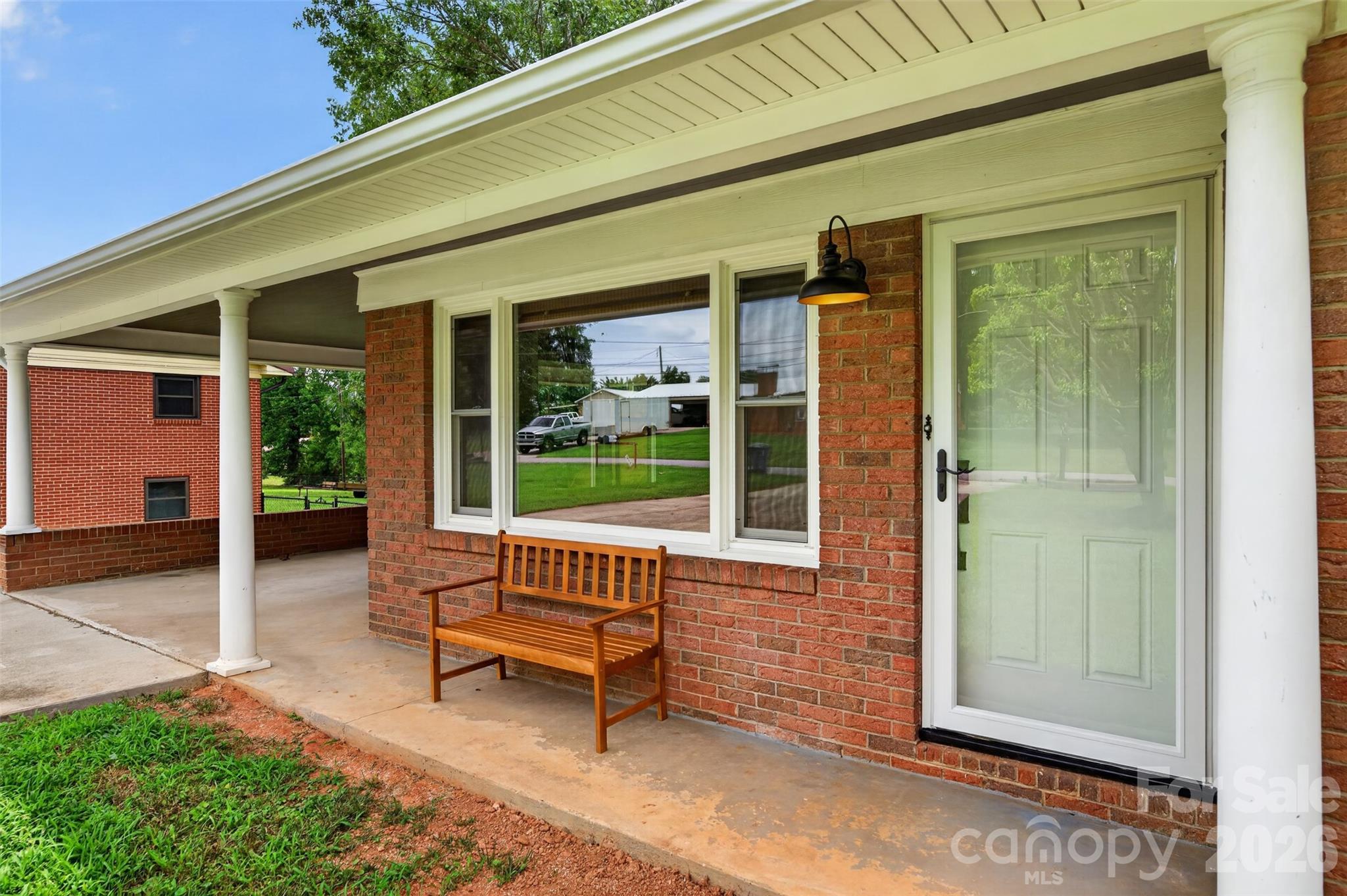 2671 Terrace Drive Property Photo 6