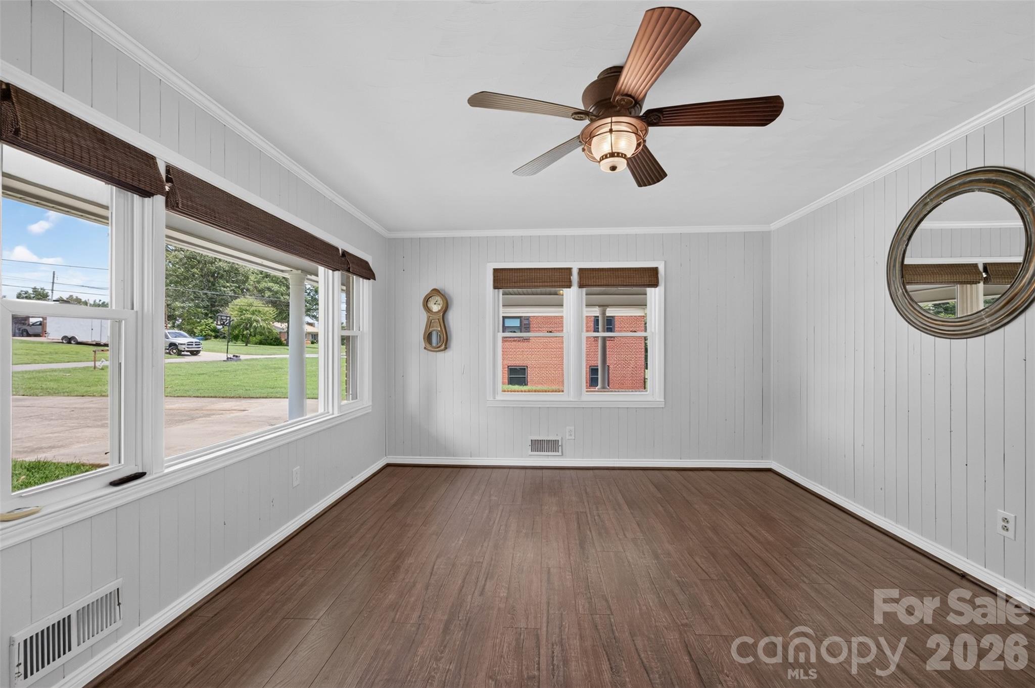 2671 Terrace Drive Property Photo 9