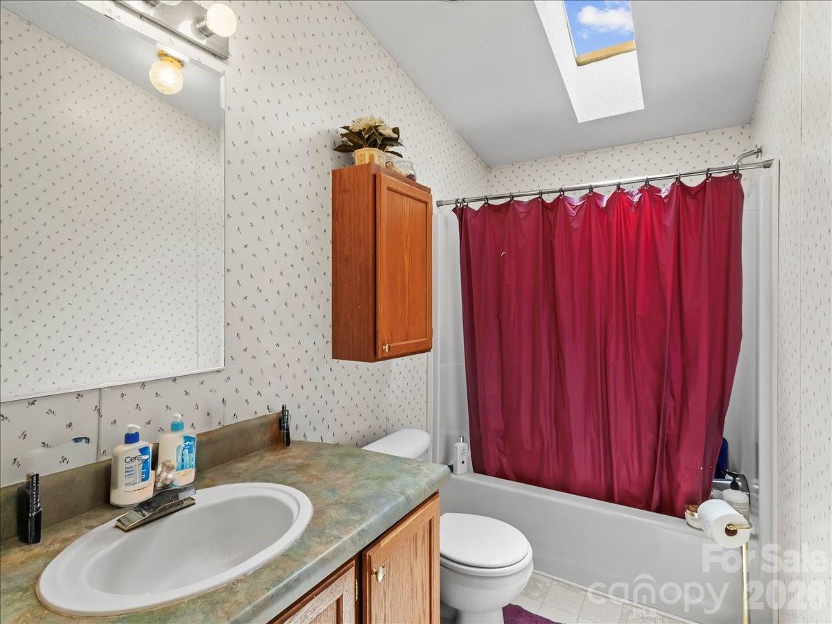 98 Cardinal Lane Property Photo 24