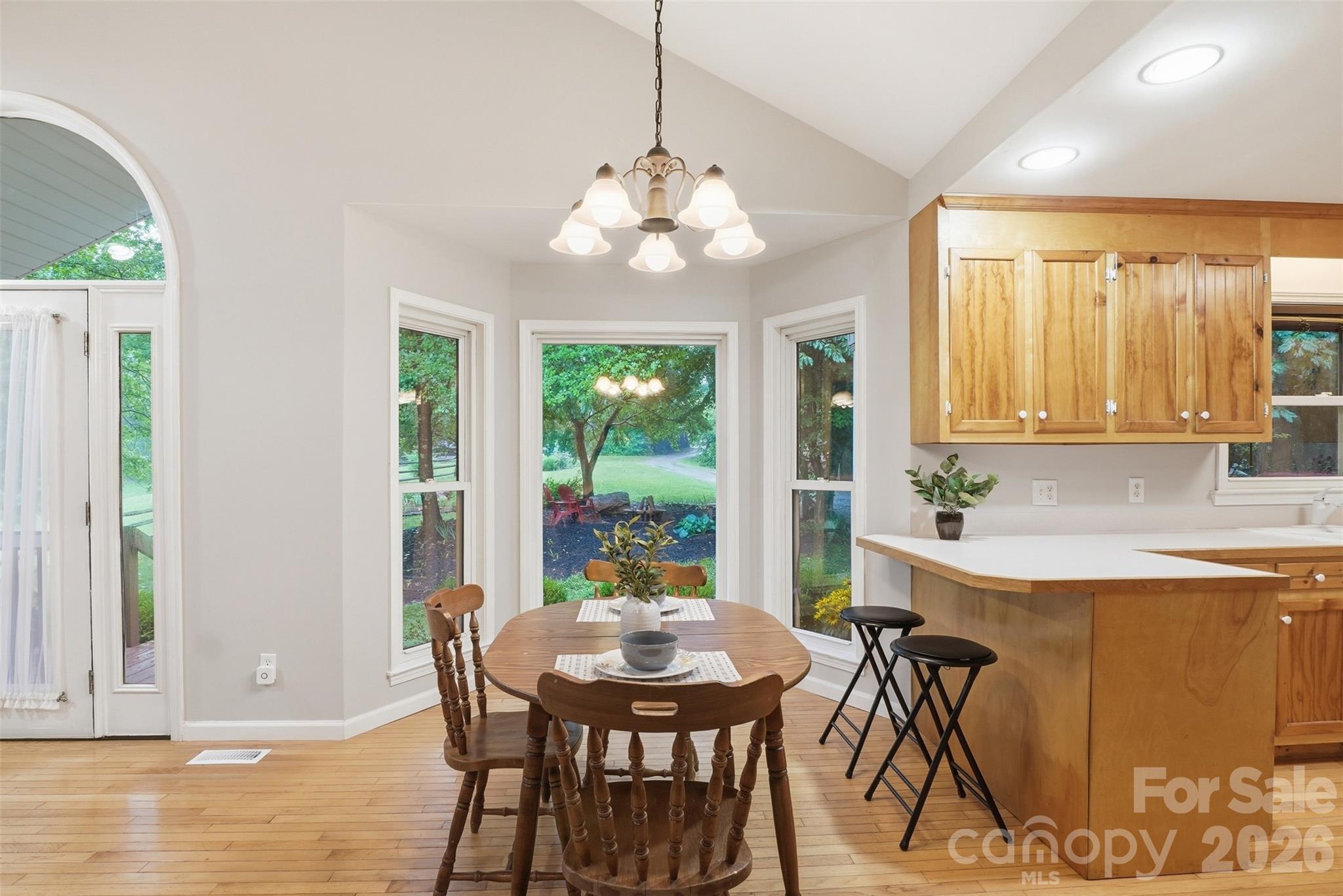 124 Stillmeadow Lane Property Photo 8