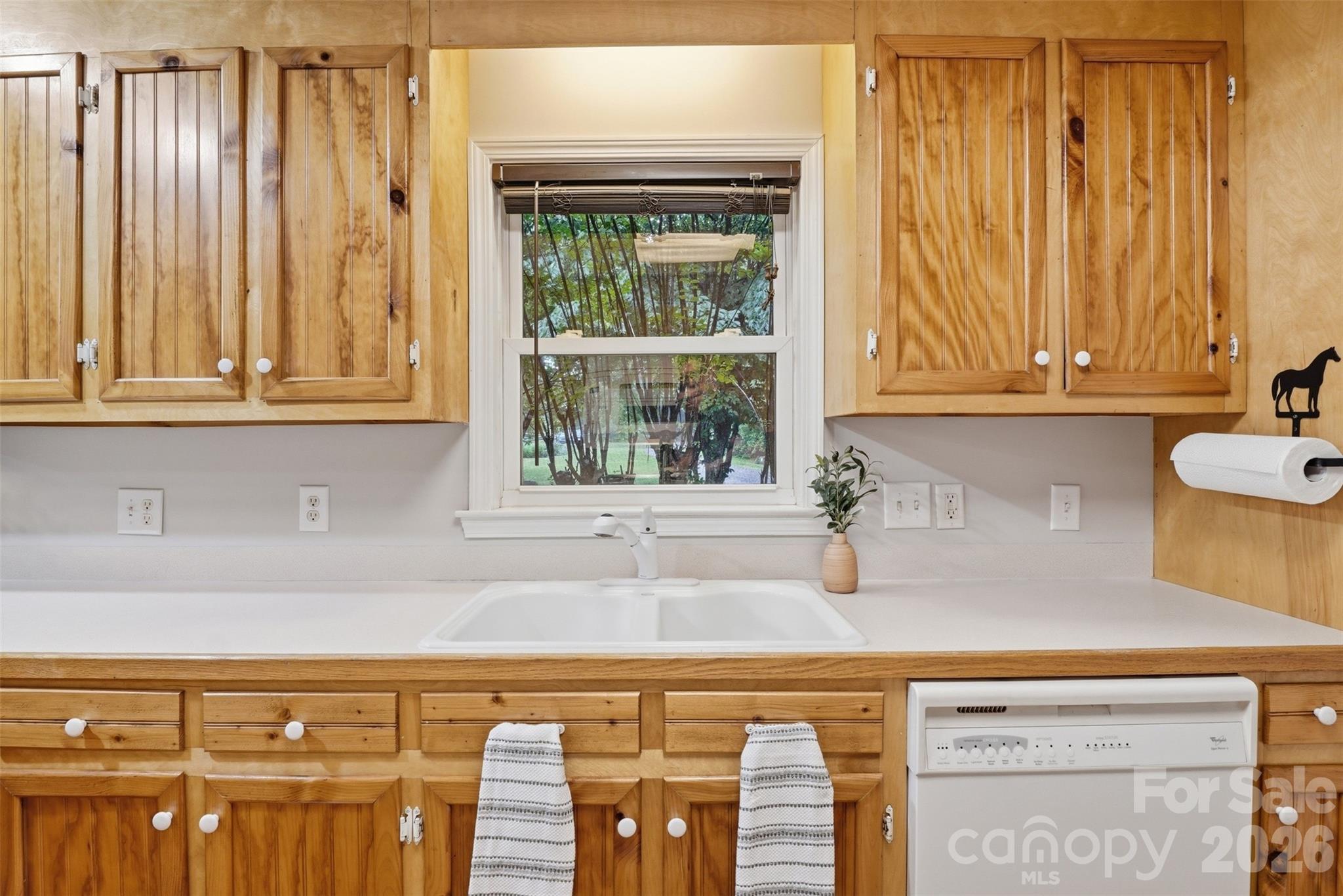 124 Stillmeadow Lane Property Photo 9
