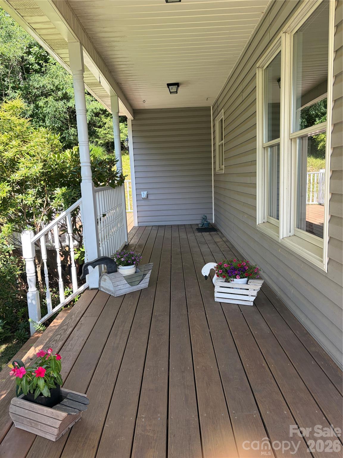 136 Johnnie Hills None Property Photo 34