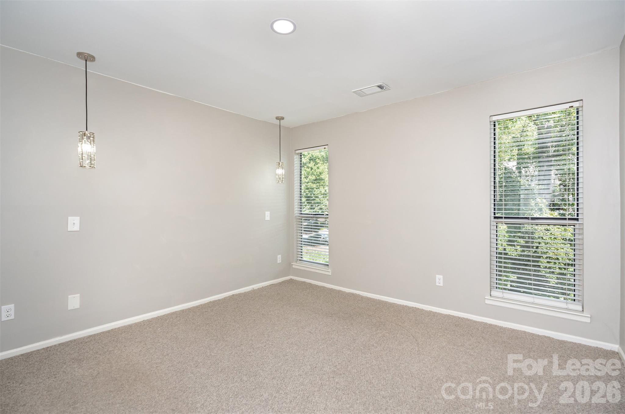 2516 Cranbrook Lane 9 Property Photo 11