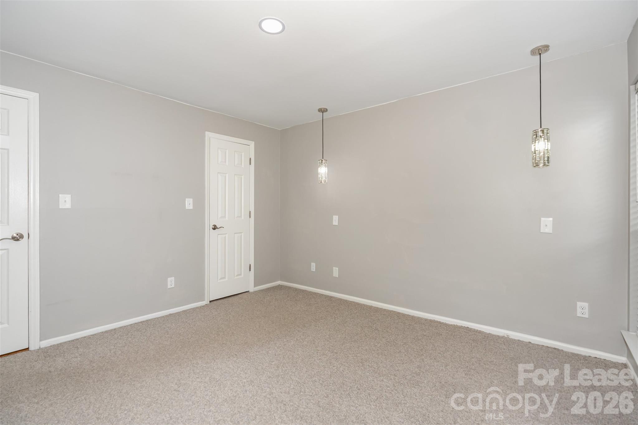 2516 Cranbrook Lane 9 Property Photo 13