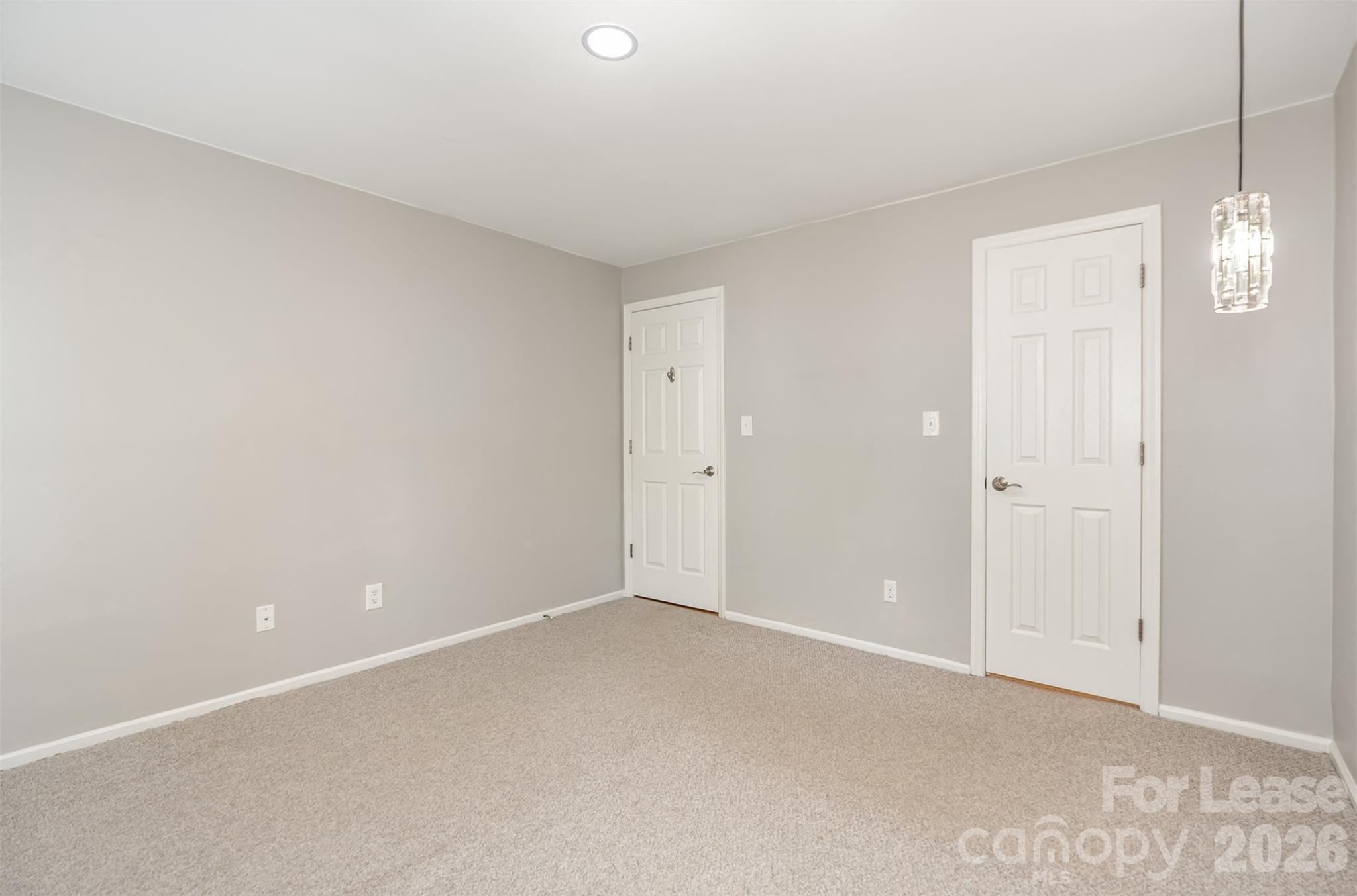 2516 Cranbrook Lane 9 Property Photo 14