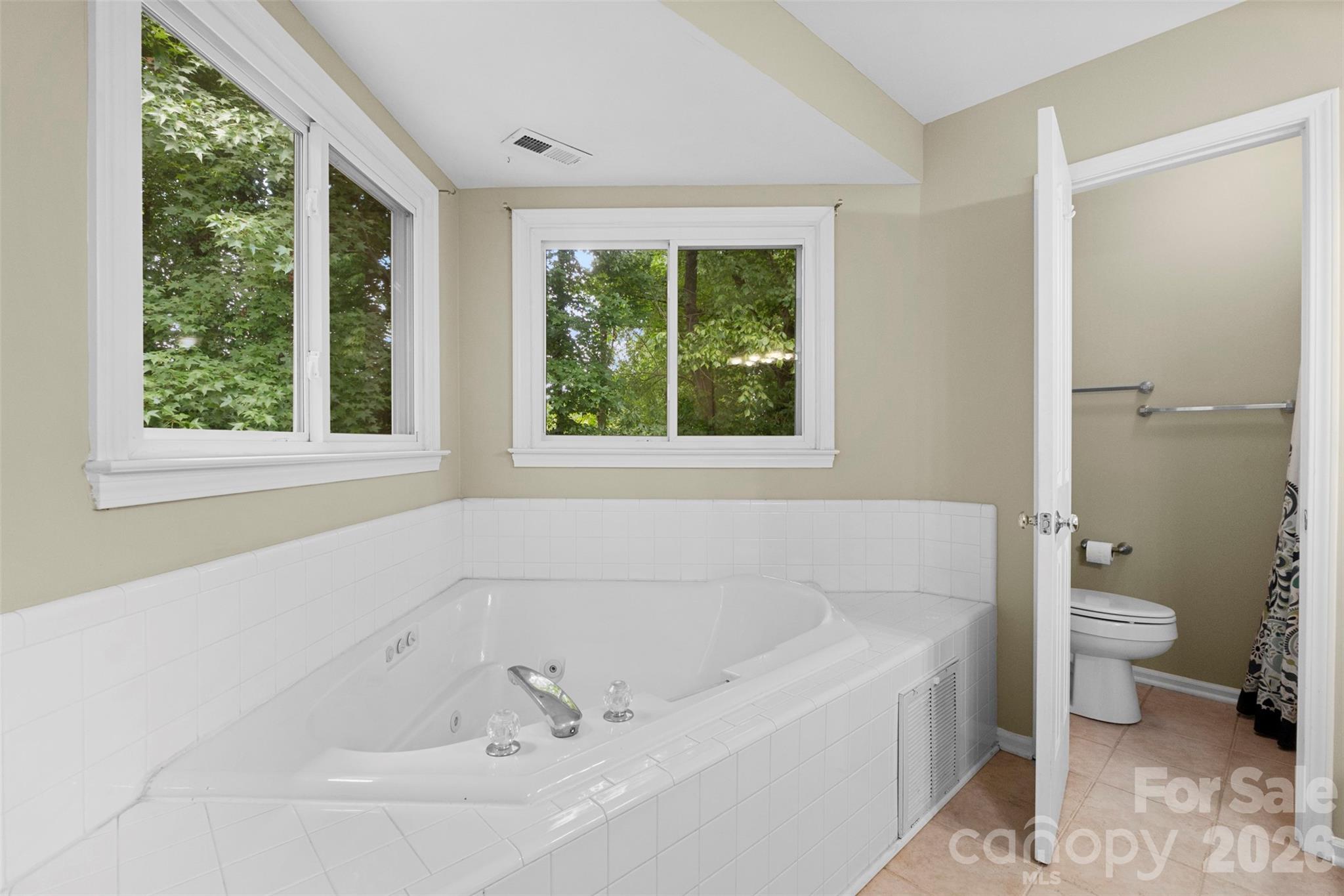 8610 Forest Shadow Circle Property Photo 18