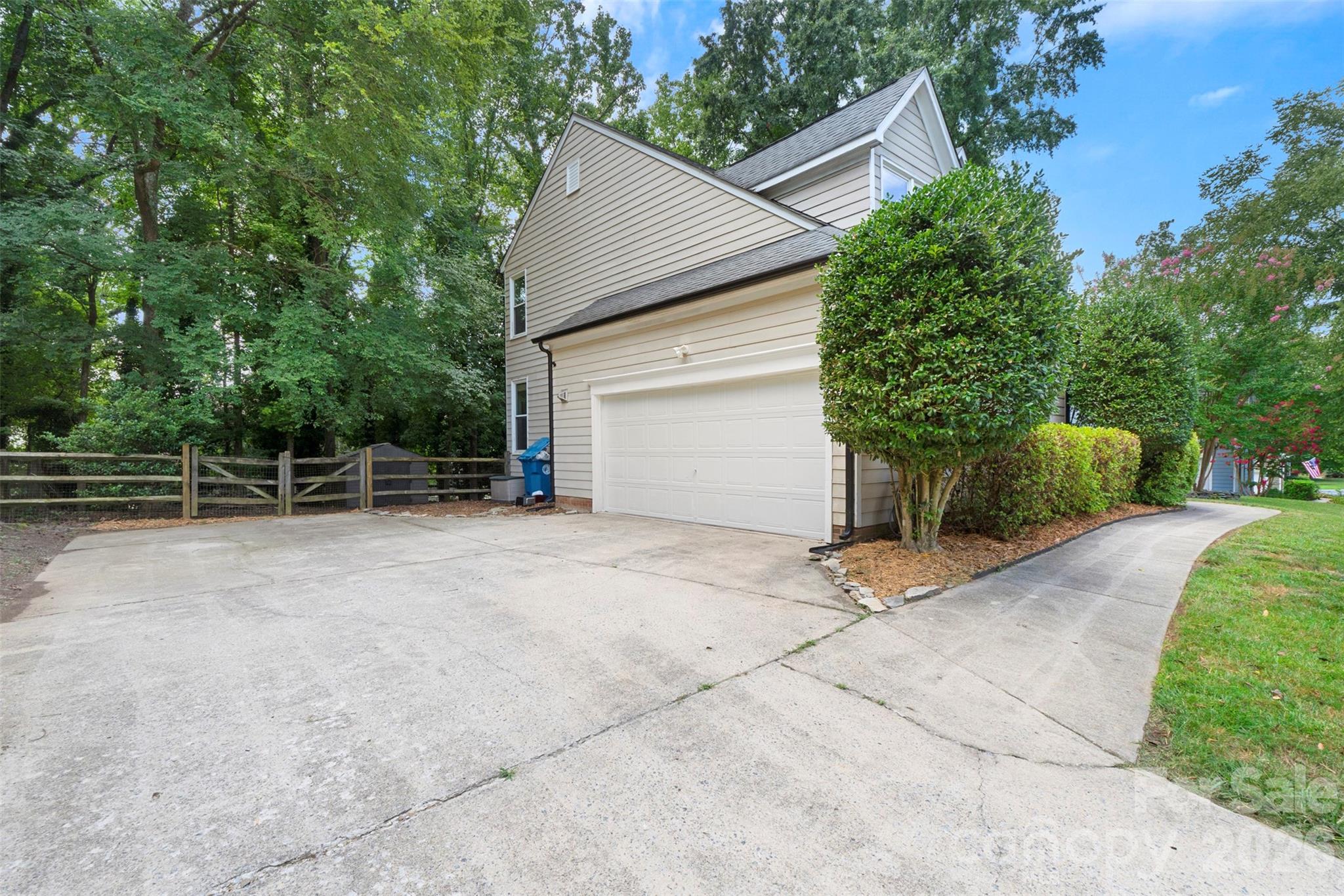 8610 Forest Shadow Circle Property Photo 23