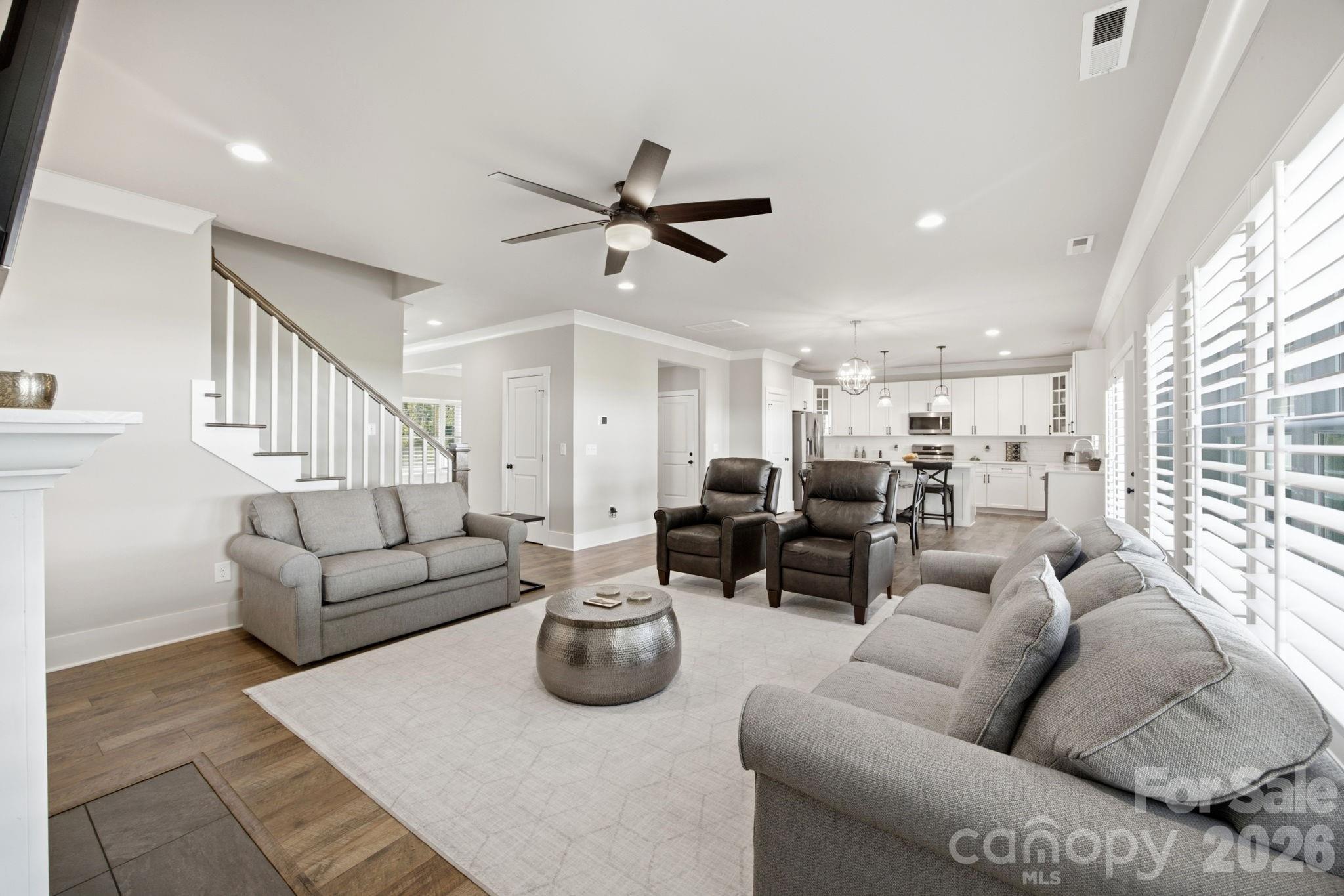 229 Elysian Drive Property Photo 4